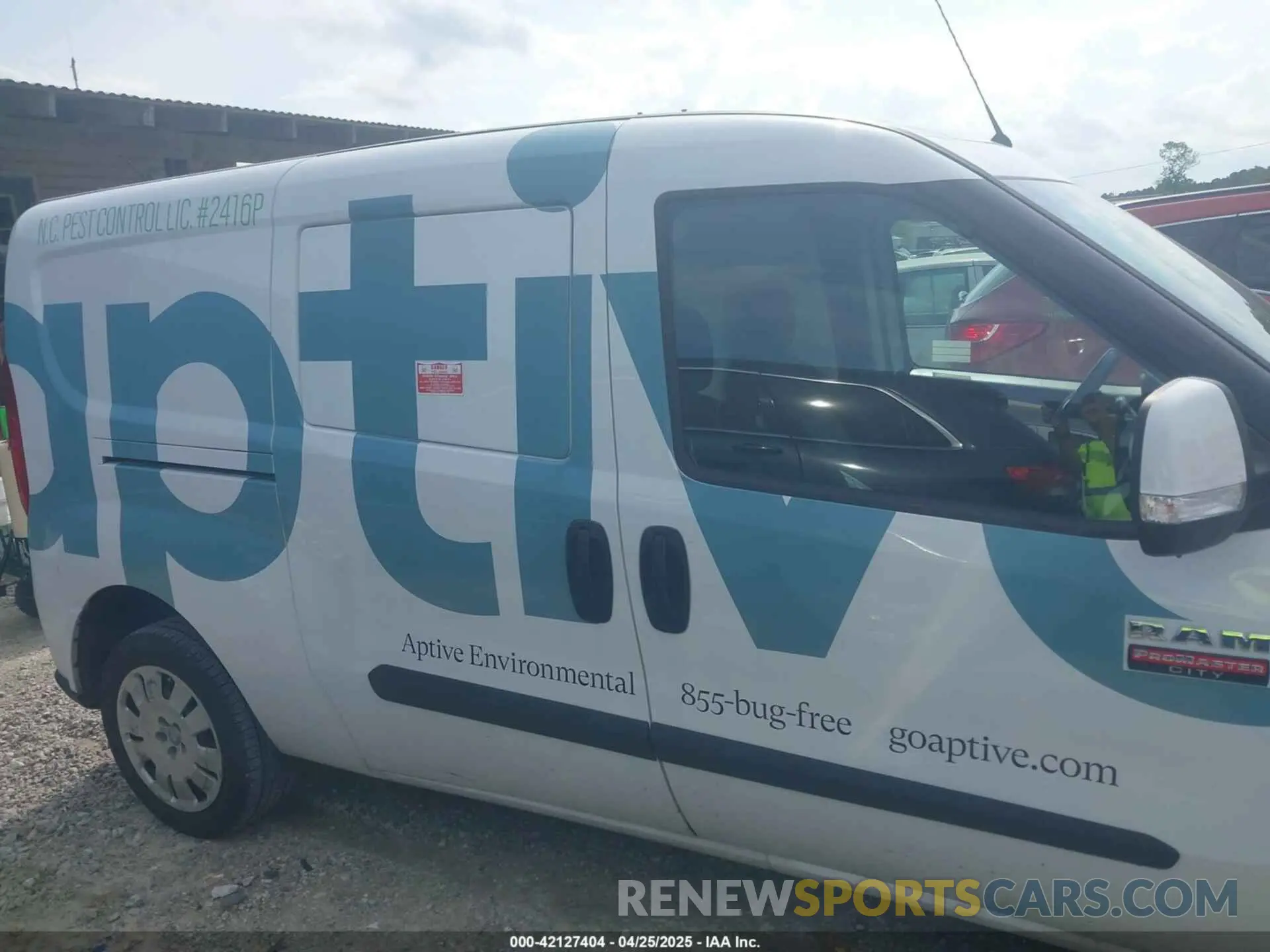 13 Photograph of a damaged car ZFBHRFBB7M6U09449 RAM PROMASTER CITY 2021