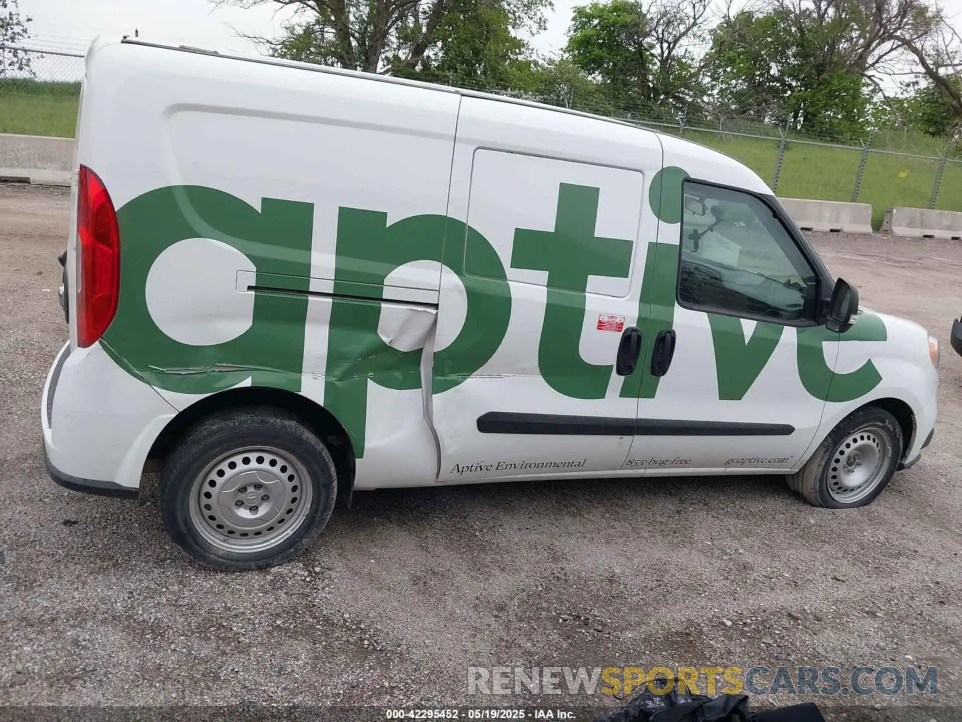 13 Photograph of a damaged car ZFB636VP9N6V97974 RAM PROMASTER CITY 2022
