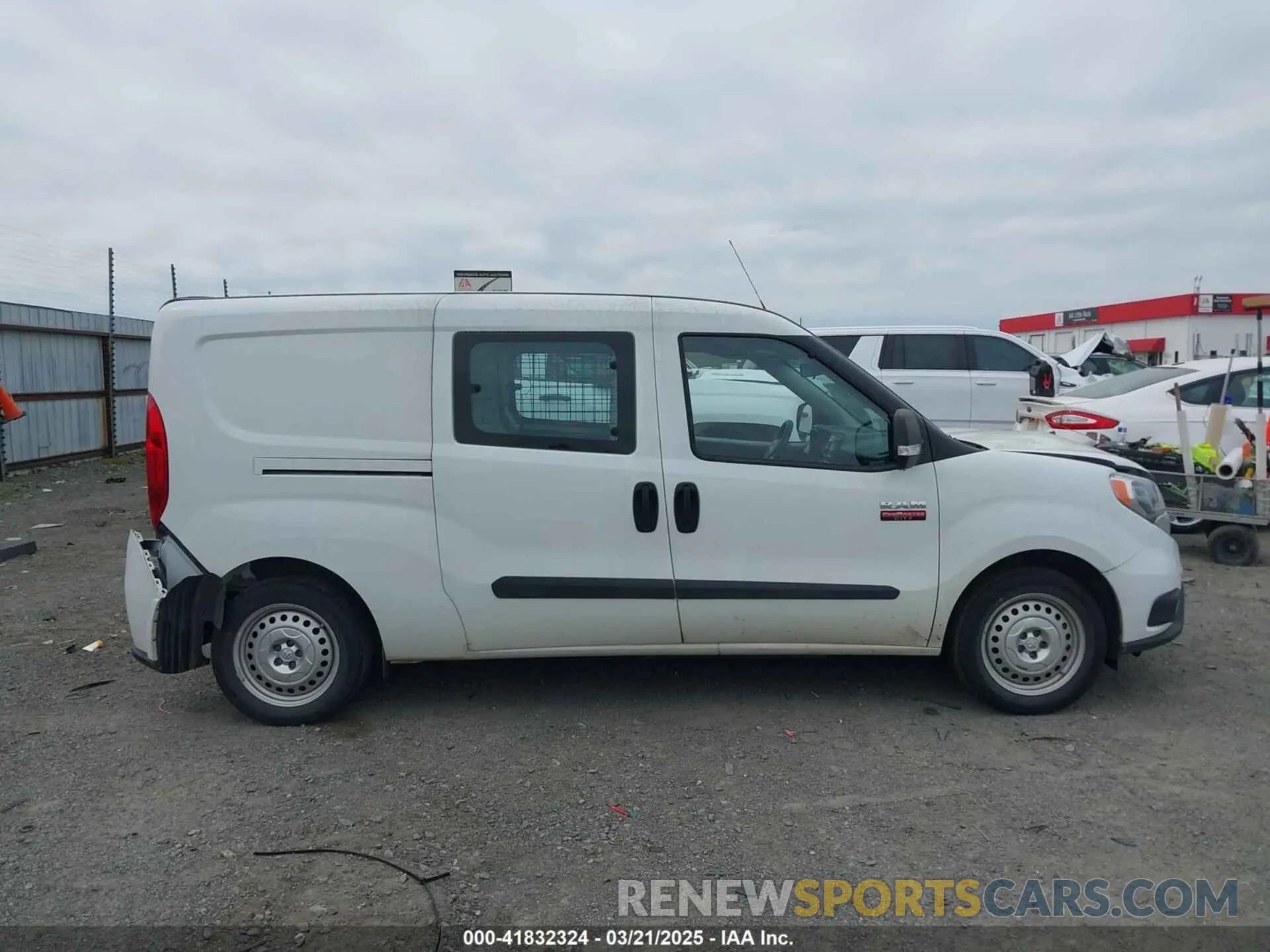 13 Photograph of a damaged car ZFBHRFAB2N6W55828 RAM PROMASTER CITY 2022