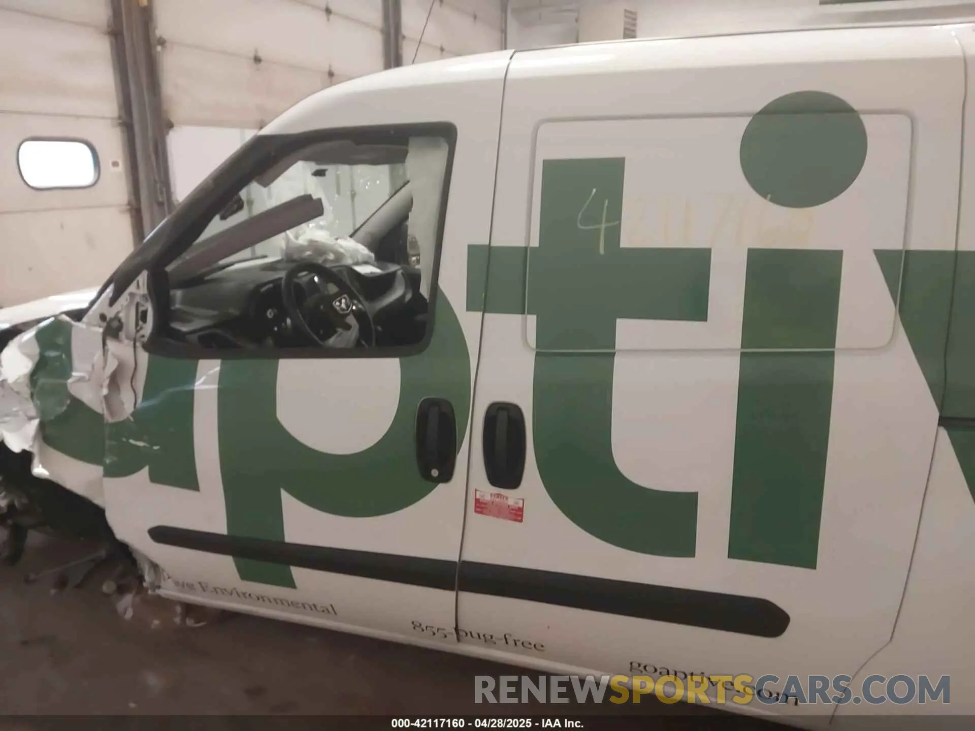 14 Photograph of a damaged car ZFBHRFAB3N6W17671 RAM PROMASTER CITY 2022