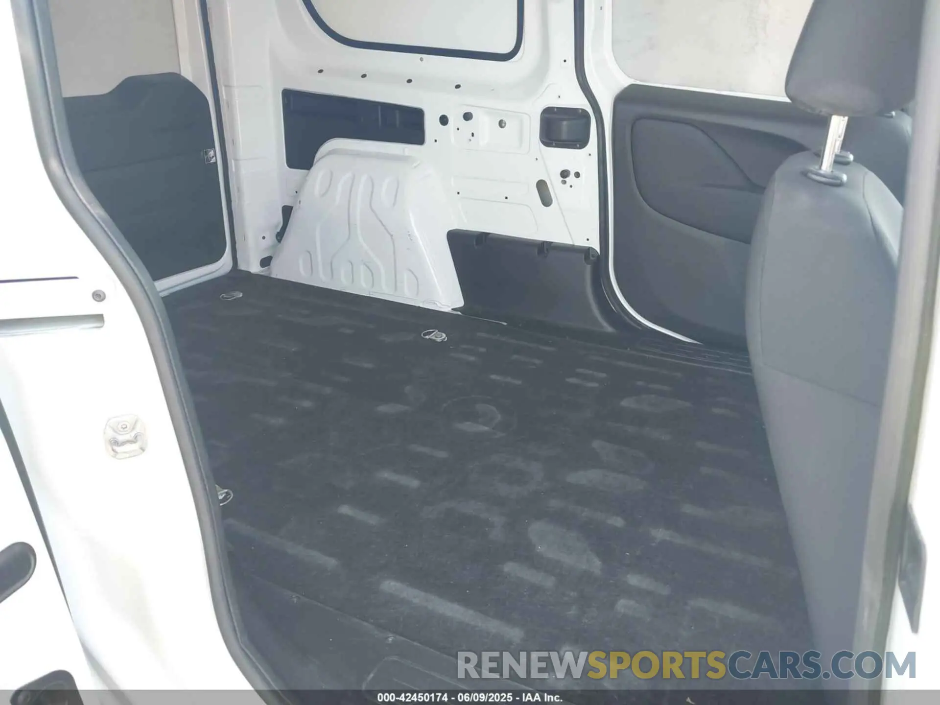 8 Фотография поврежденного автомобиля ZFBHRFAB6N6X28389 RAM PROMASTER CITY 2022