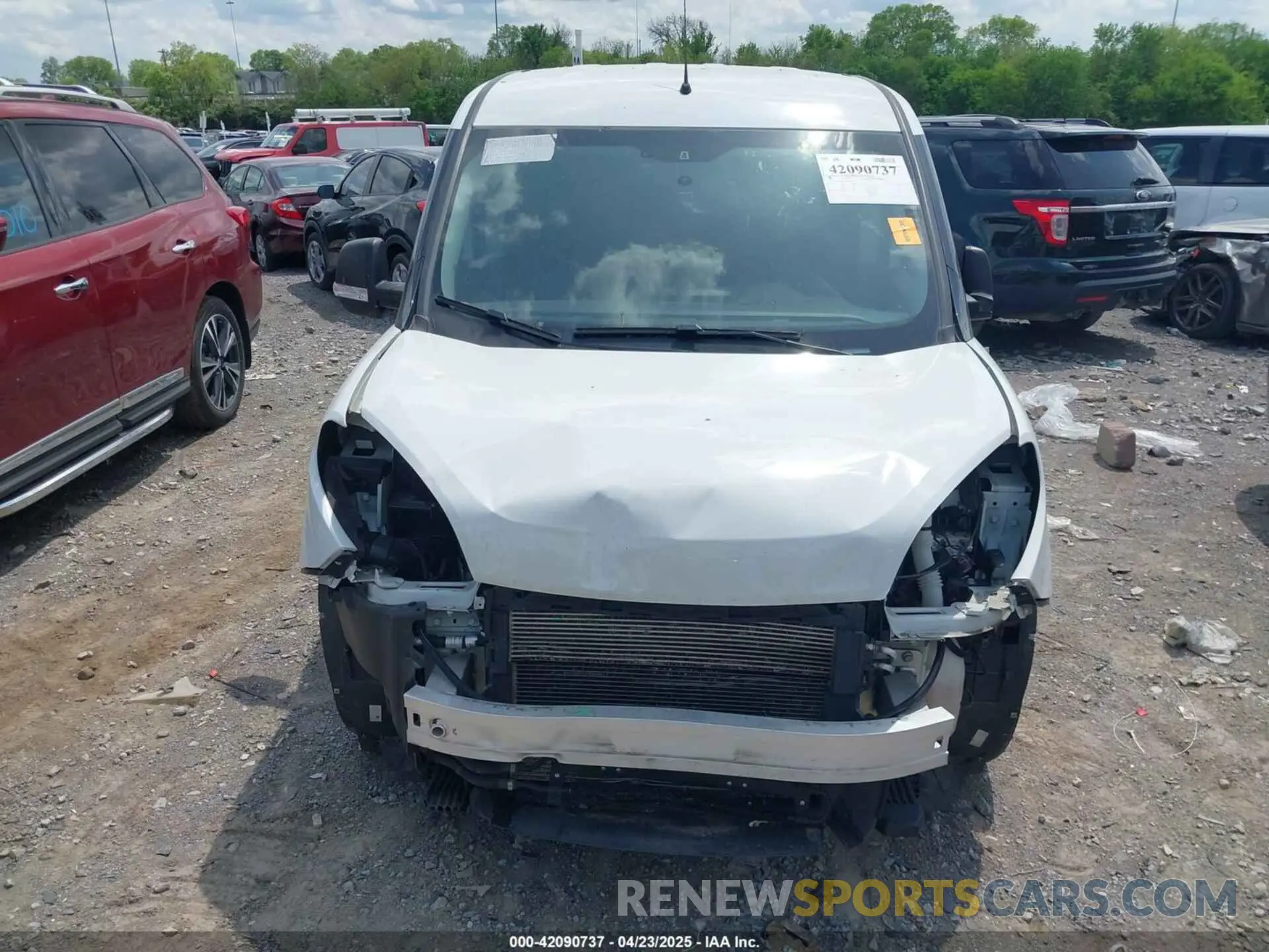 13 Photograph of a damaged car ZFBHRFAB6N6Y08467 RAM PROMASTER CITY 2022