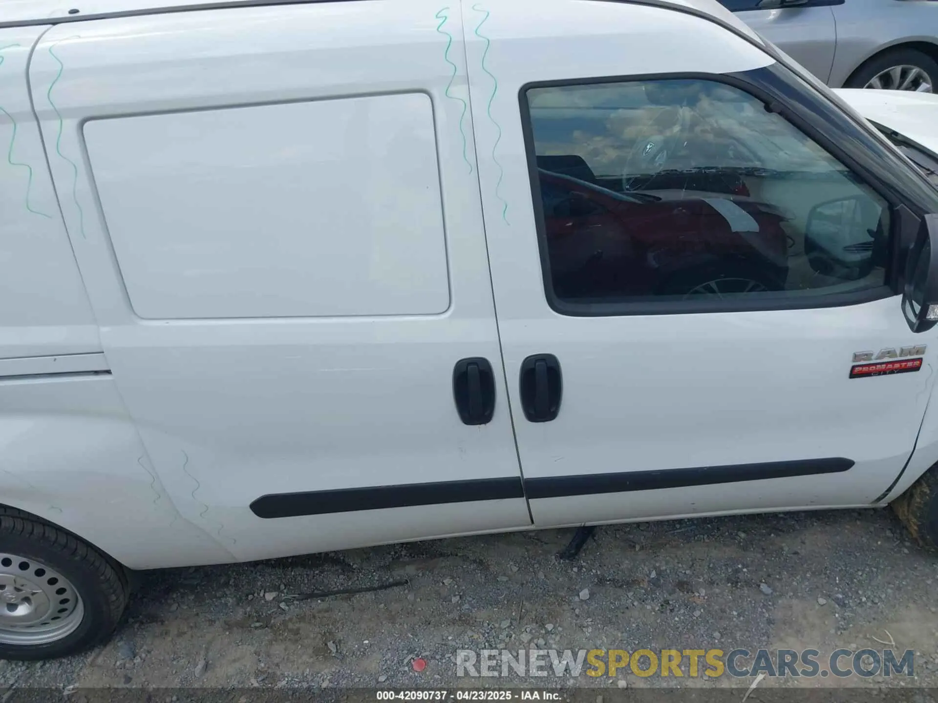 14 Photograph of a damaged car ZFBHRFAB6N6Y08467 RAM PROMASTER CITY 2022
