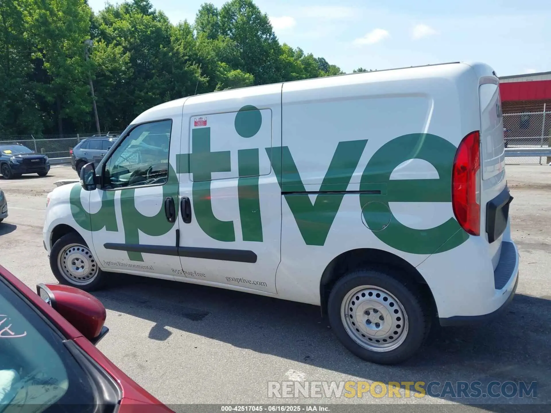 14 Photograph of a damaged car ZFBHRFABXN6W22317 RAM PROMASTER CITY 2022