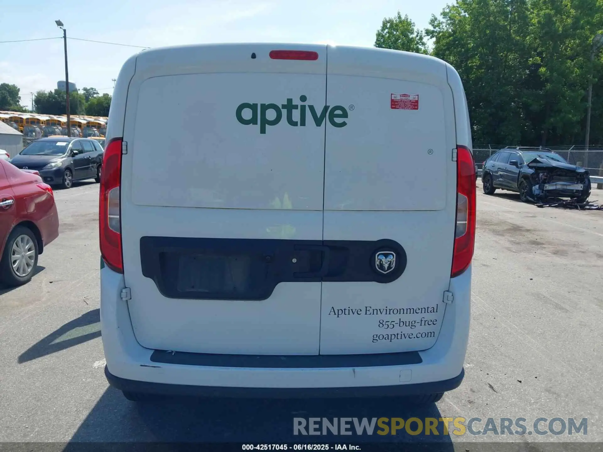 16 Photograph of a damaged car ZFBHRFABXN6W22317 RAM PROMASTER CITY 2022