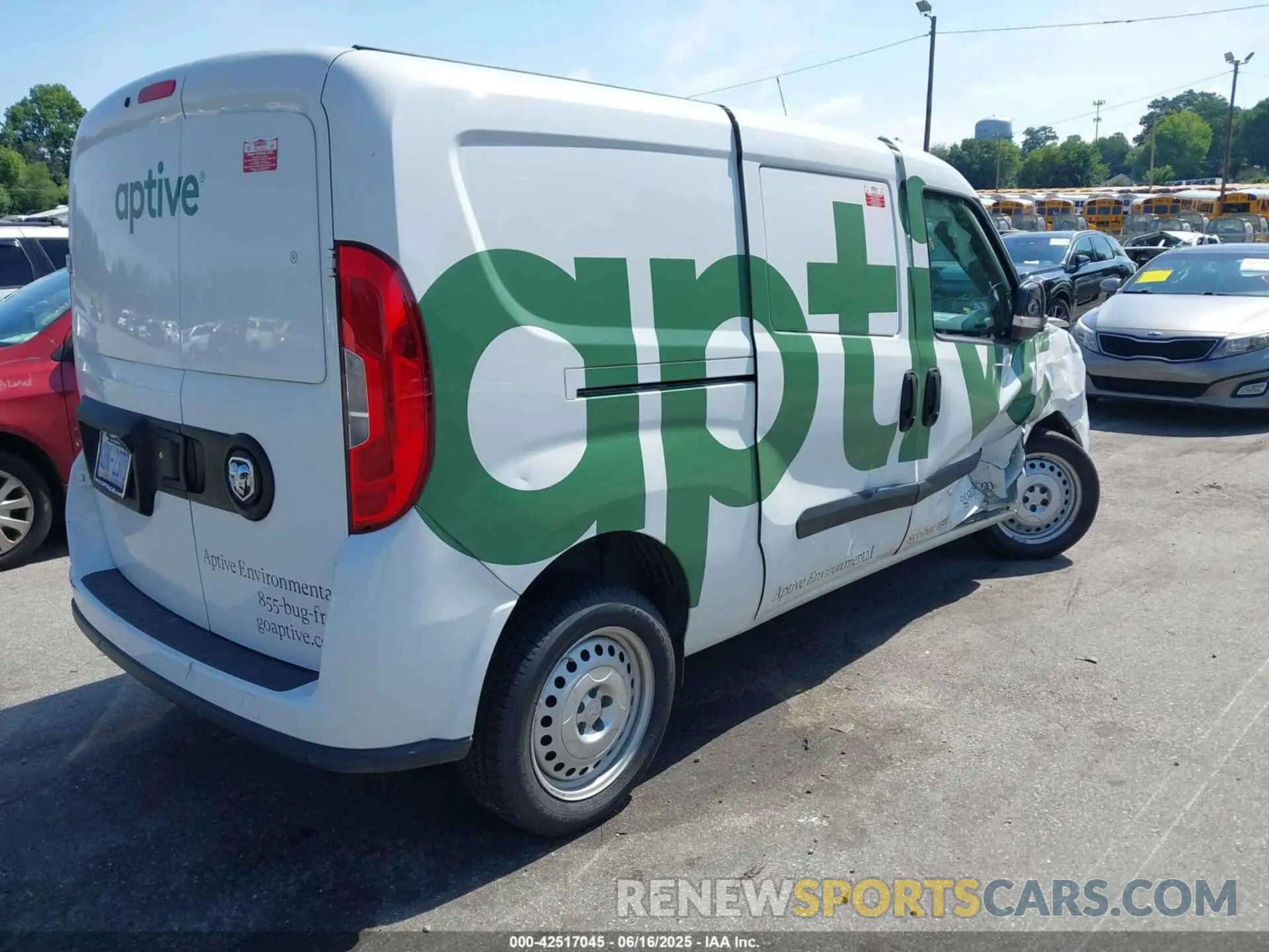 4 Photograph of a damaged car ZFBHRFABXN6W22317 RAM PROMASTER CITY 2022