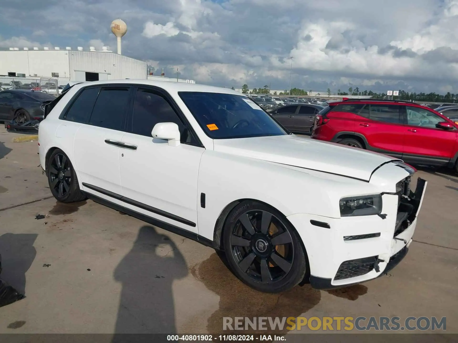 1 Photograph of a damaged car SLATV4C05LU200555 ROLLS-ROYCE CULLINAN 2020