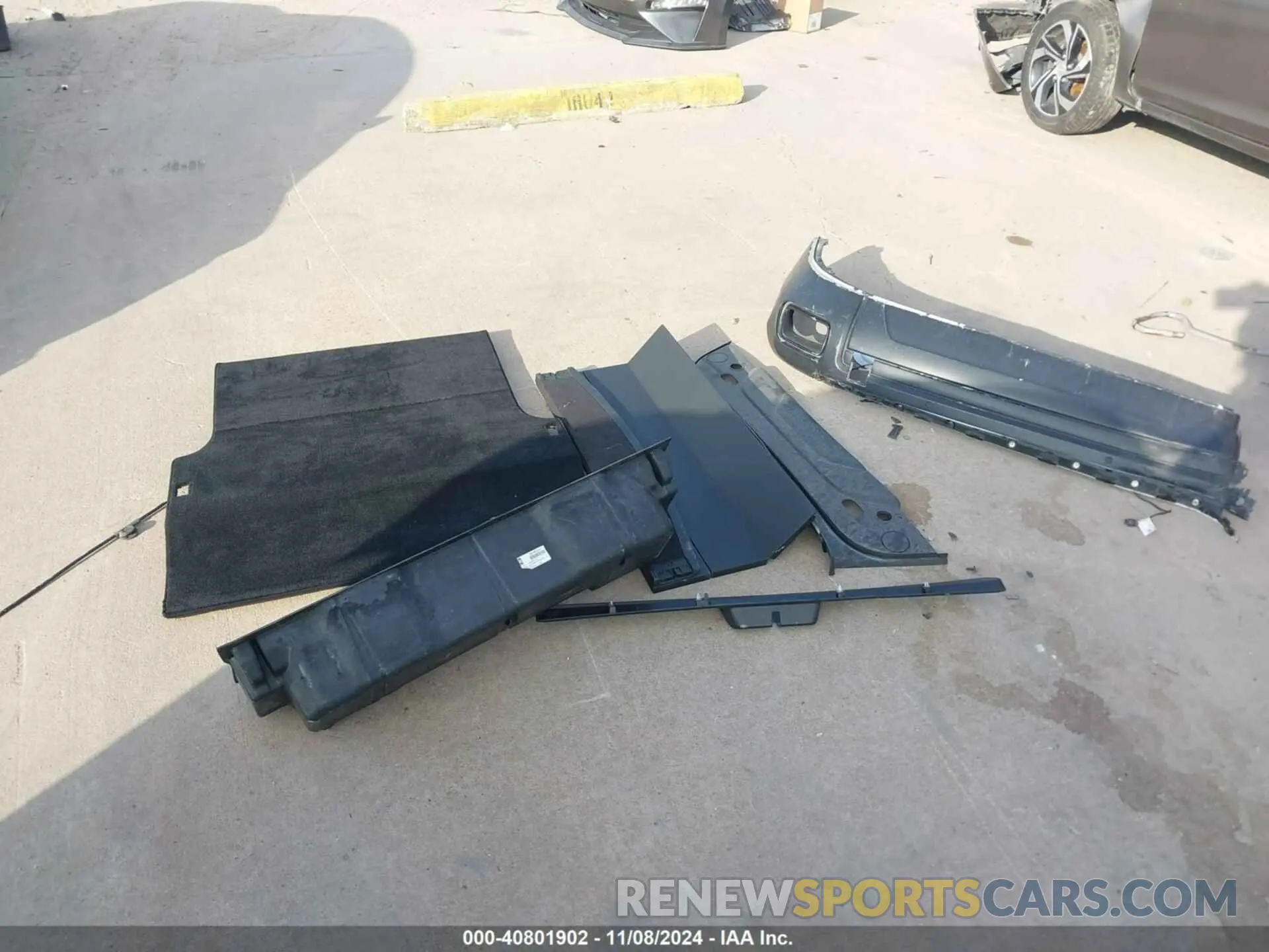 12 Photograph of a damaged car SLATV4C05LU200555 ROLLS-ROYCE CULLINAN 2020
