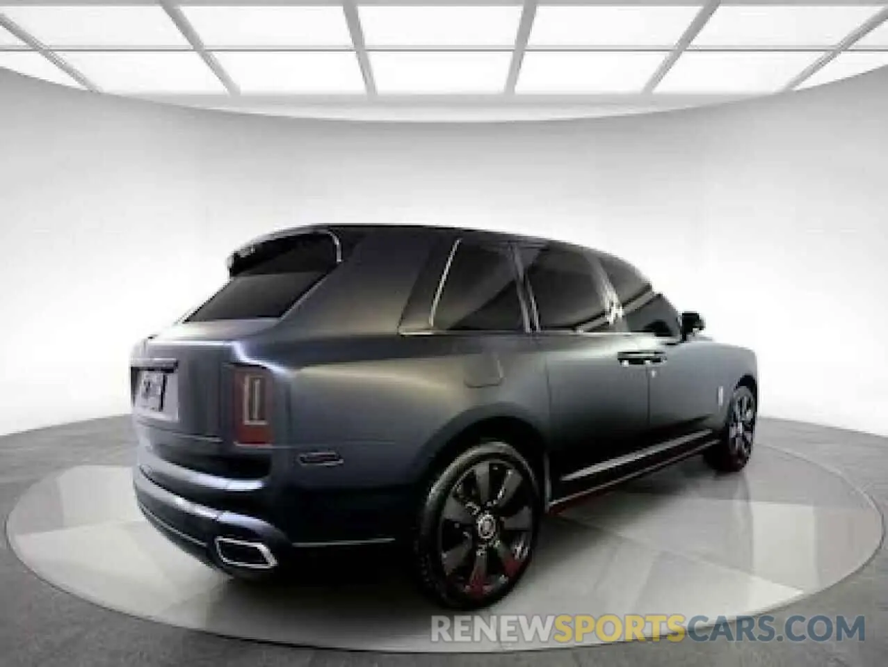 4 Photograph of a damaged car SLATV4C0XLU201XXX ROLLS-ROYCE CULLINAN 2020