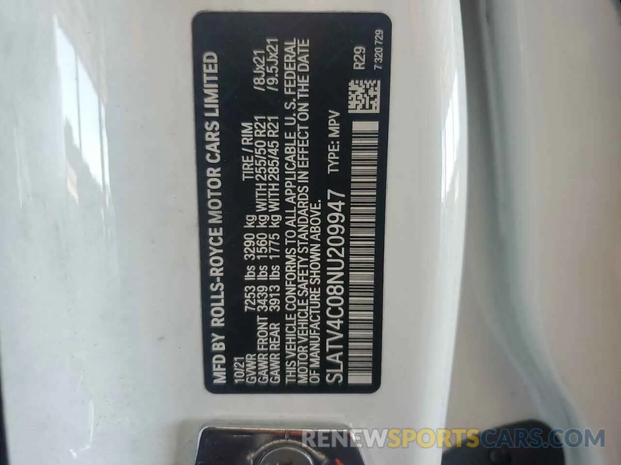 13 Photograph of a damaged car SLATV4C08NU209947 ROLLS-ROYCE CULLINAN 2022