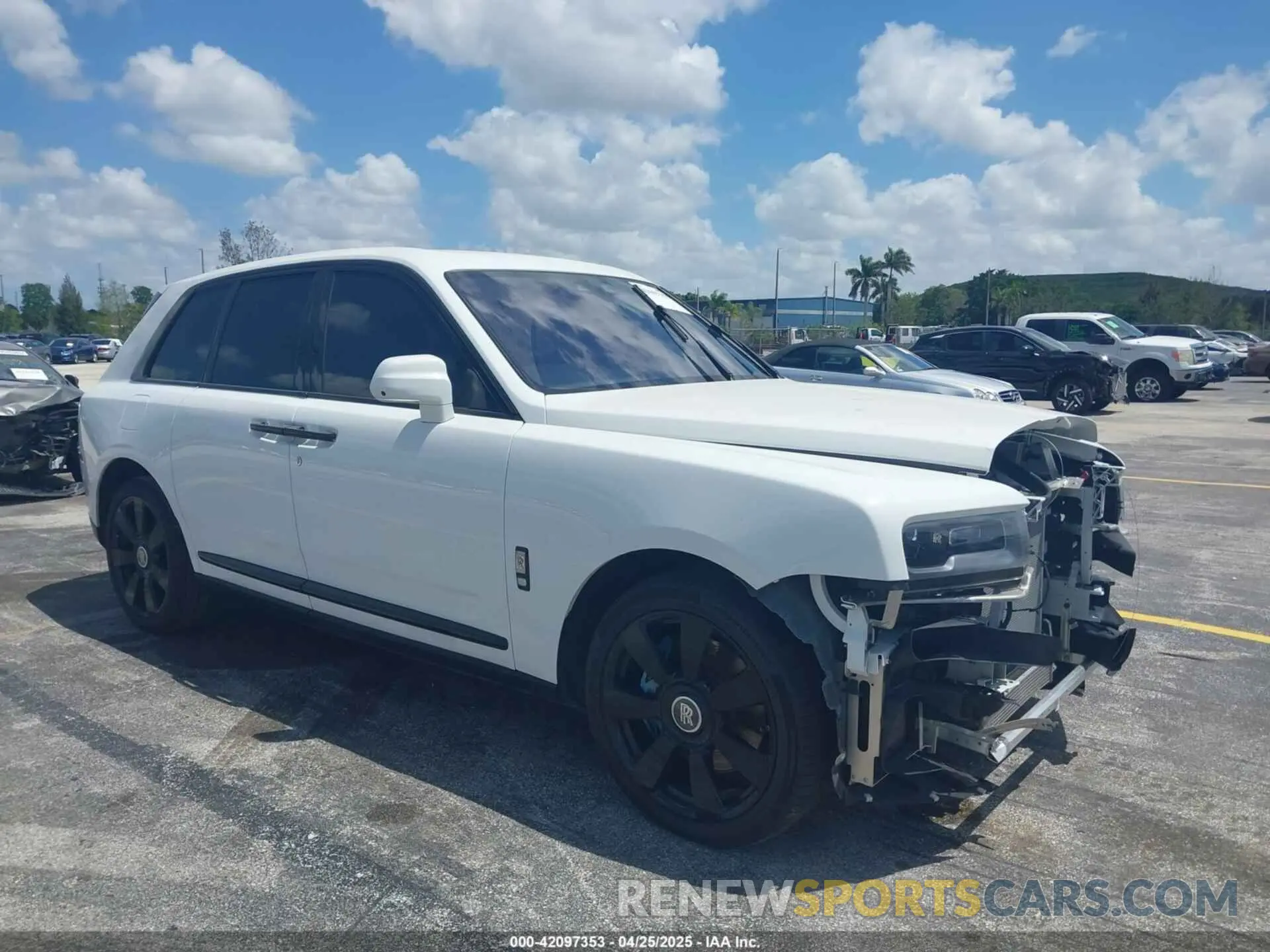 1 Photograph of a damaged car SLATV4C09PU220426 ROLLS-ROYCE CULLINAN 2023