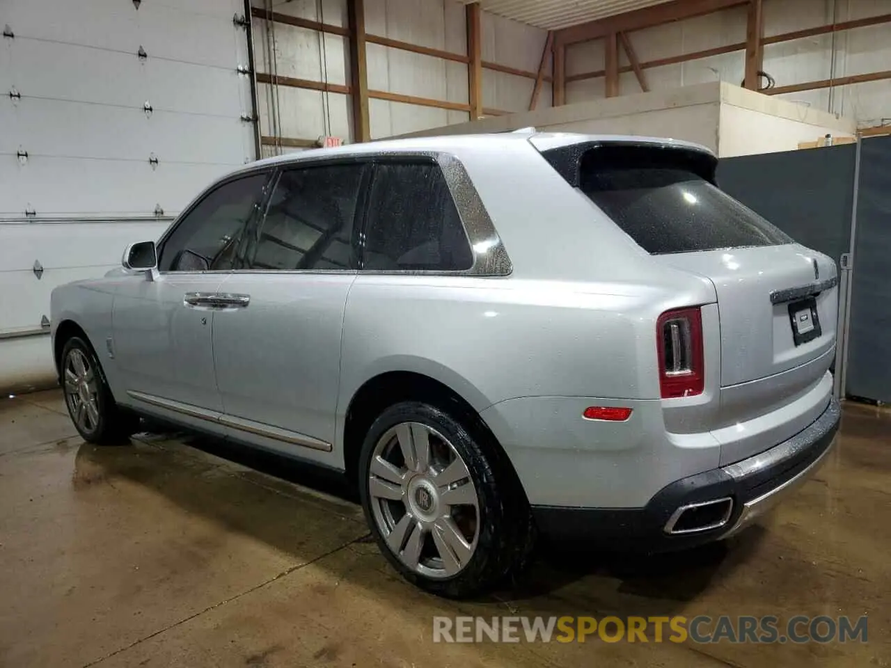 2 Photograph of a damaged car SLATV4C09RU224513 ROLLS-ROYCE CULLINAN 2024