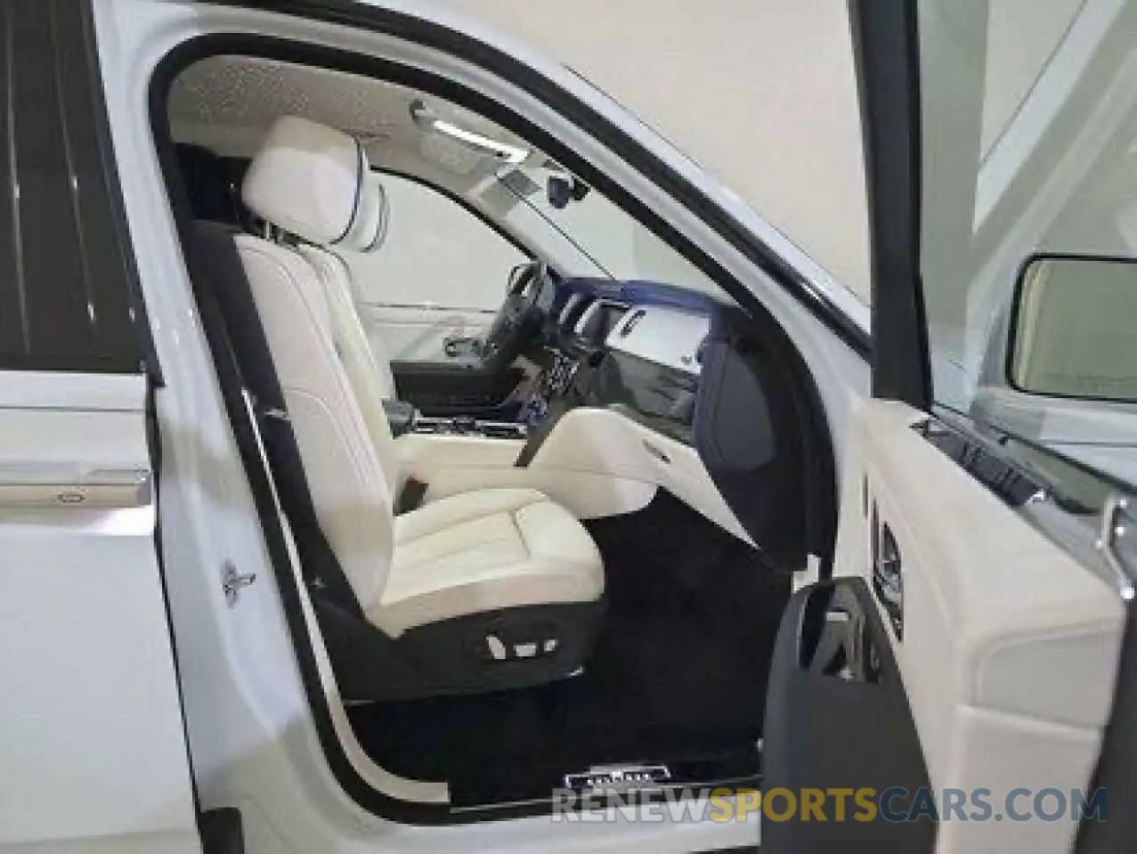 9 Фотография поврежденного автомобиля SLATV8C0XMU204XXX ROLLS-ROYCE CULLINAN B 2021