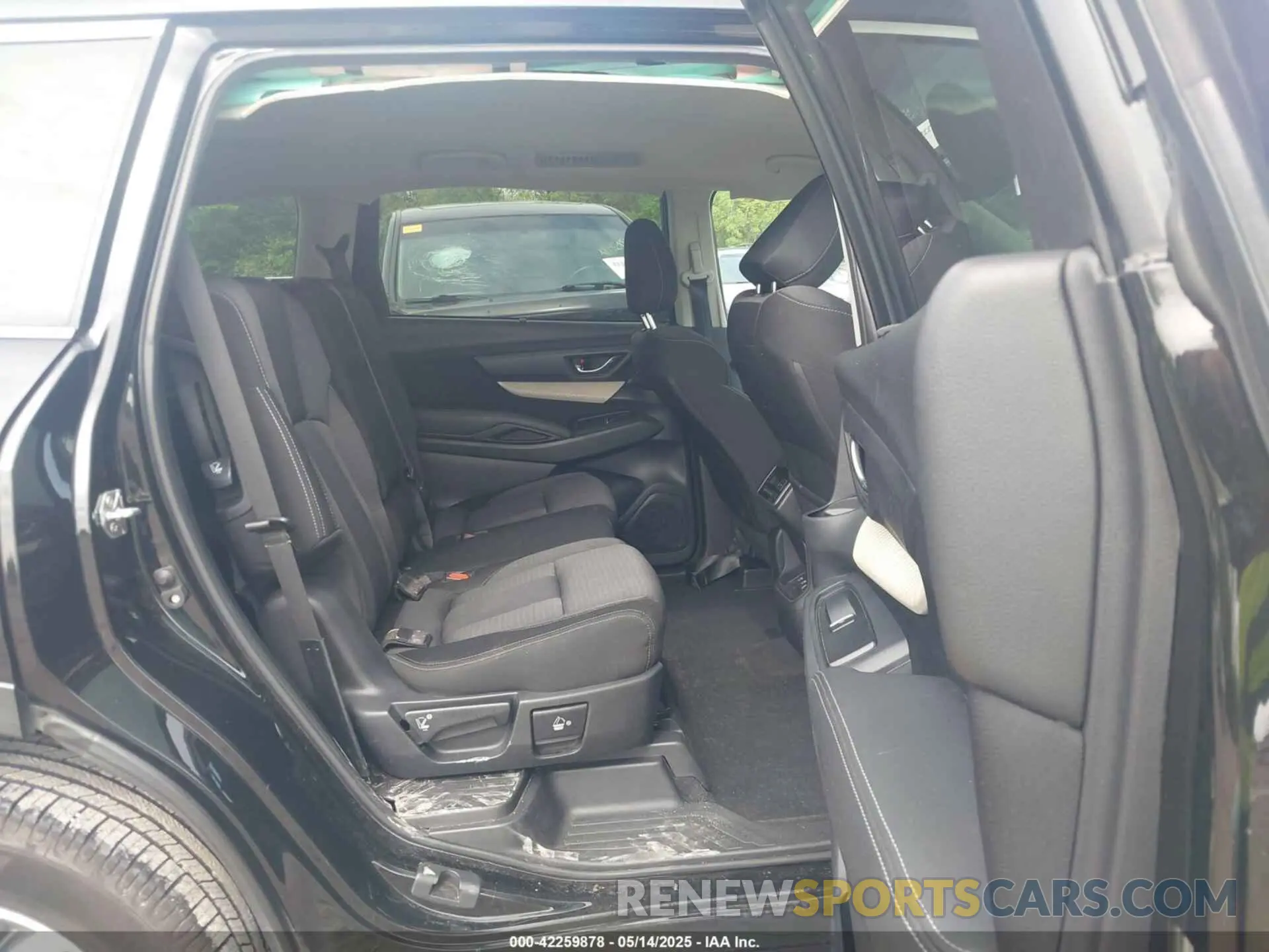 8 Photograph of a damaged car 4S4WMACD3K3444439 SUBARU ASCENT 2019