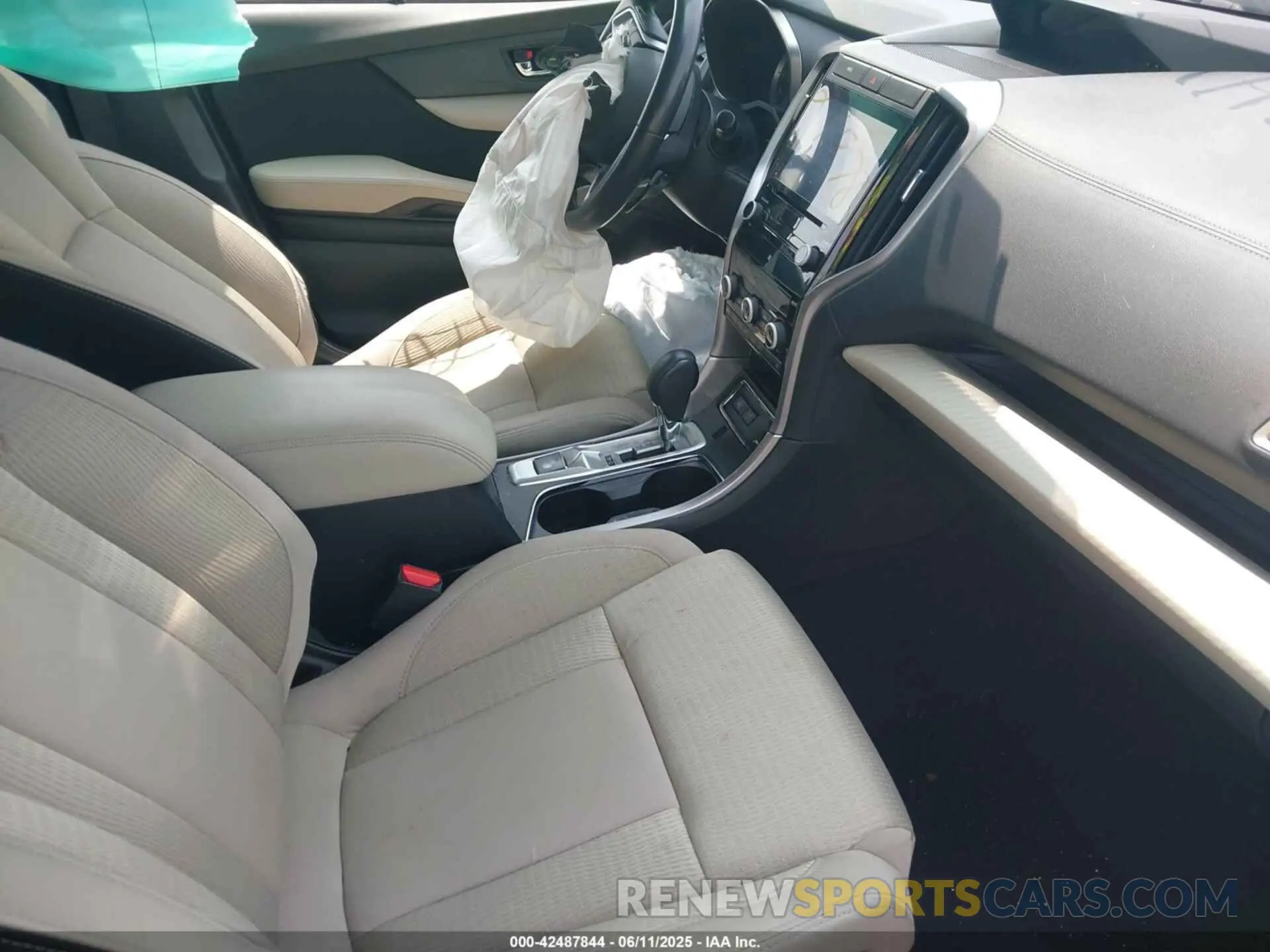 5 Photograph of a damaged car 4S4WMACDXK3449752 SUBARU ASCENT 2019