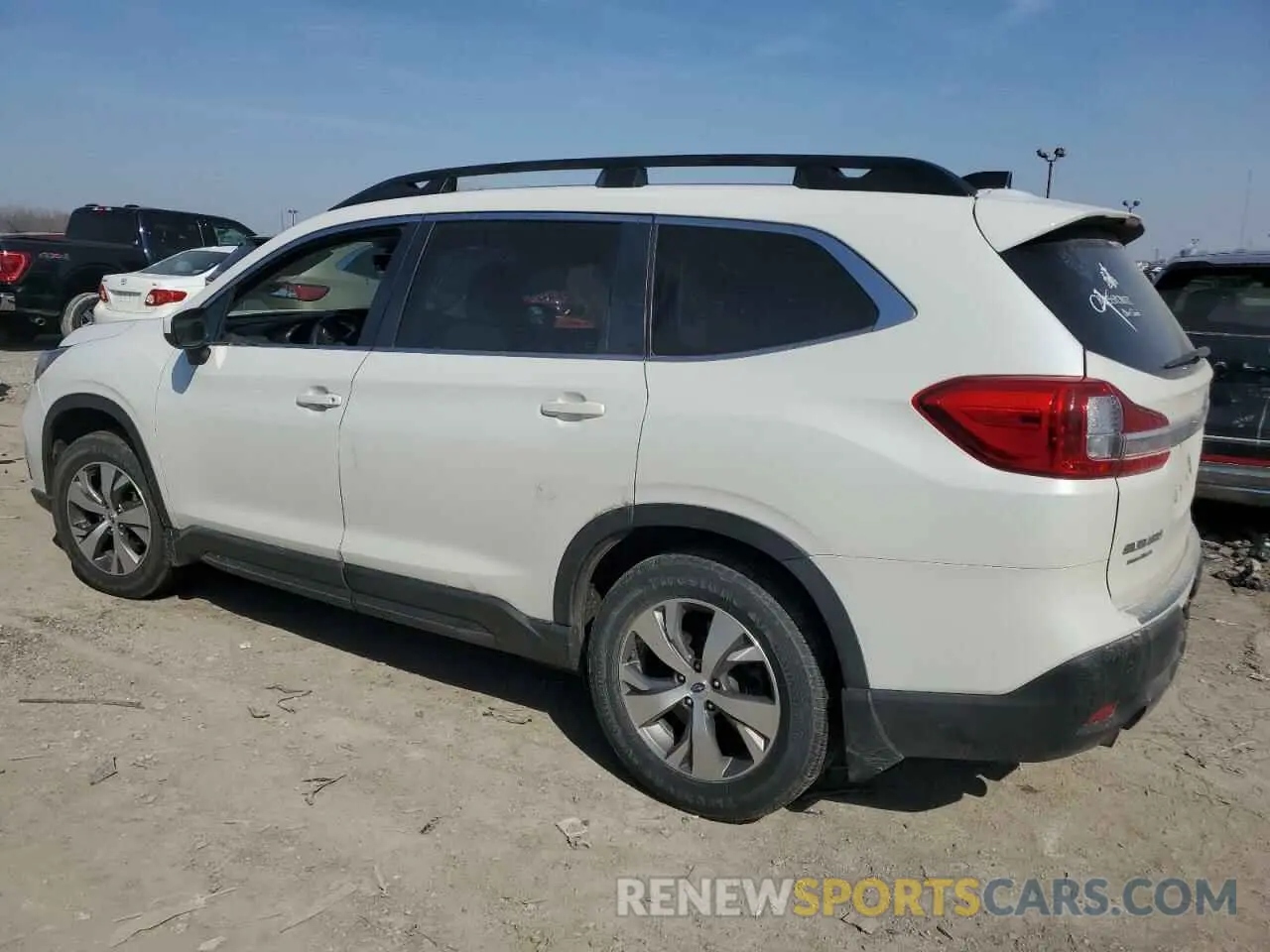 2 Photograph of a damaged car 4S4WMAFD2K3425604 SUBARU ASCENT 2019