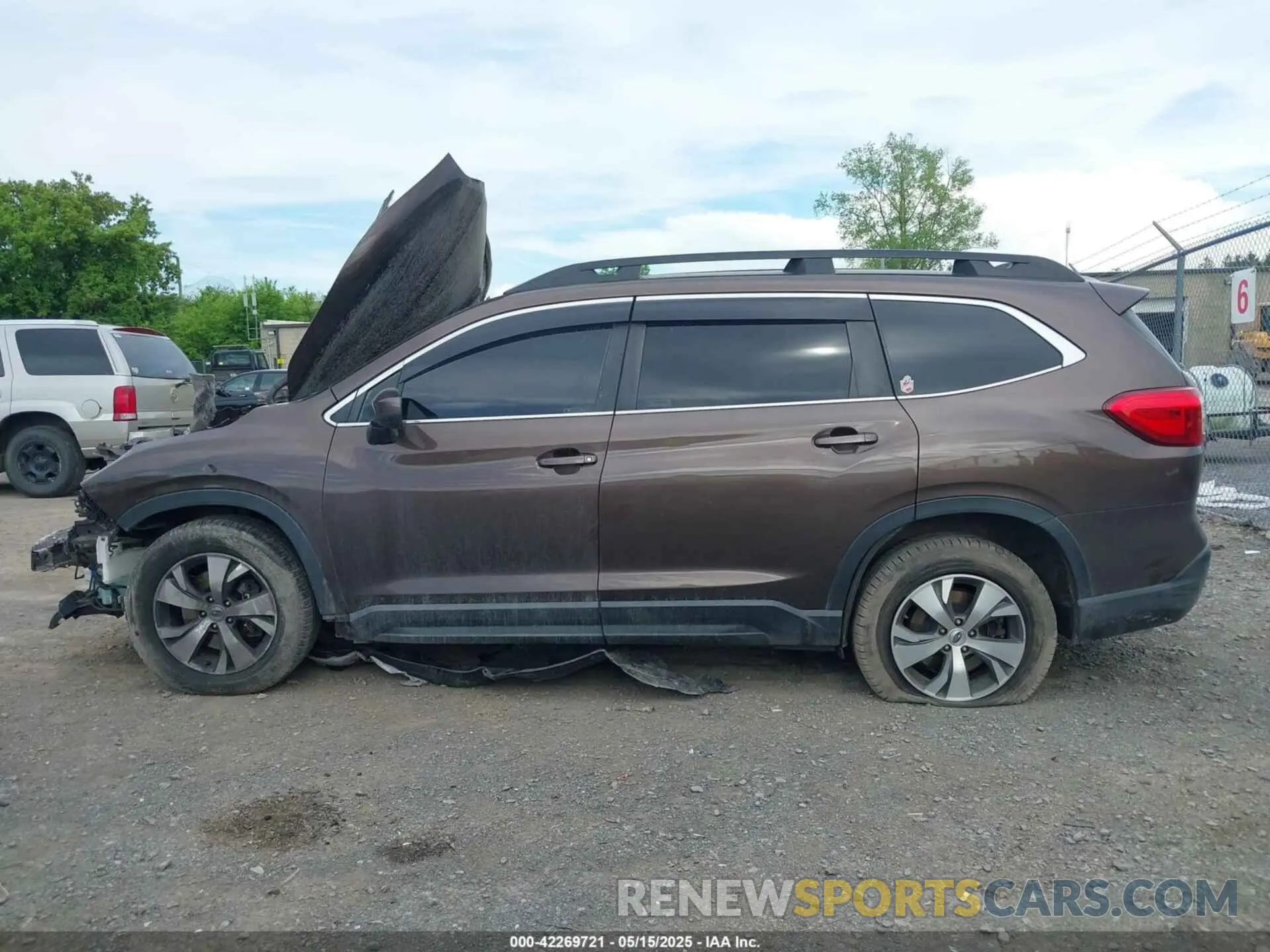 14 Photograph of a damaged car 4S4WMAFD6K3431745 SUBARU ASCENT 2019