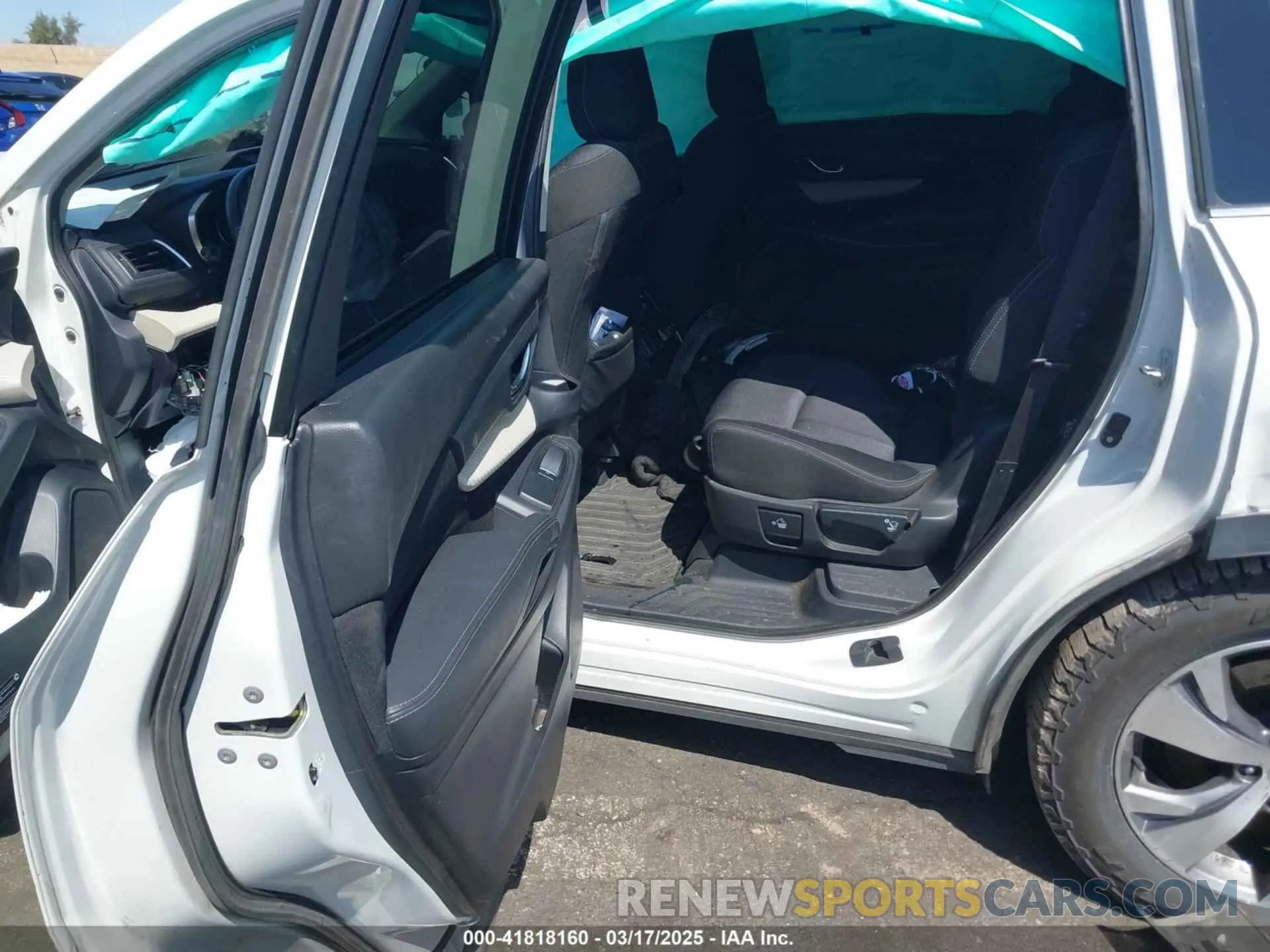 8 Photograph of a damaged car 4S4WMAFDXK3453733 SUBARU ASCENT 2019