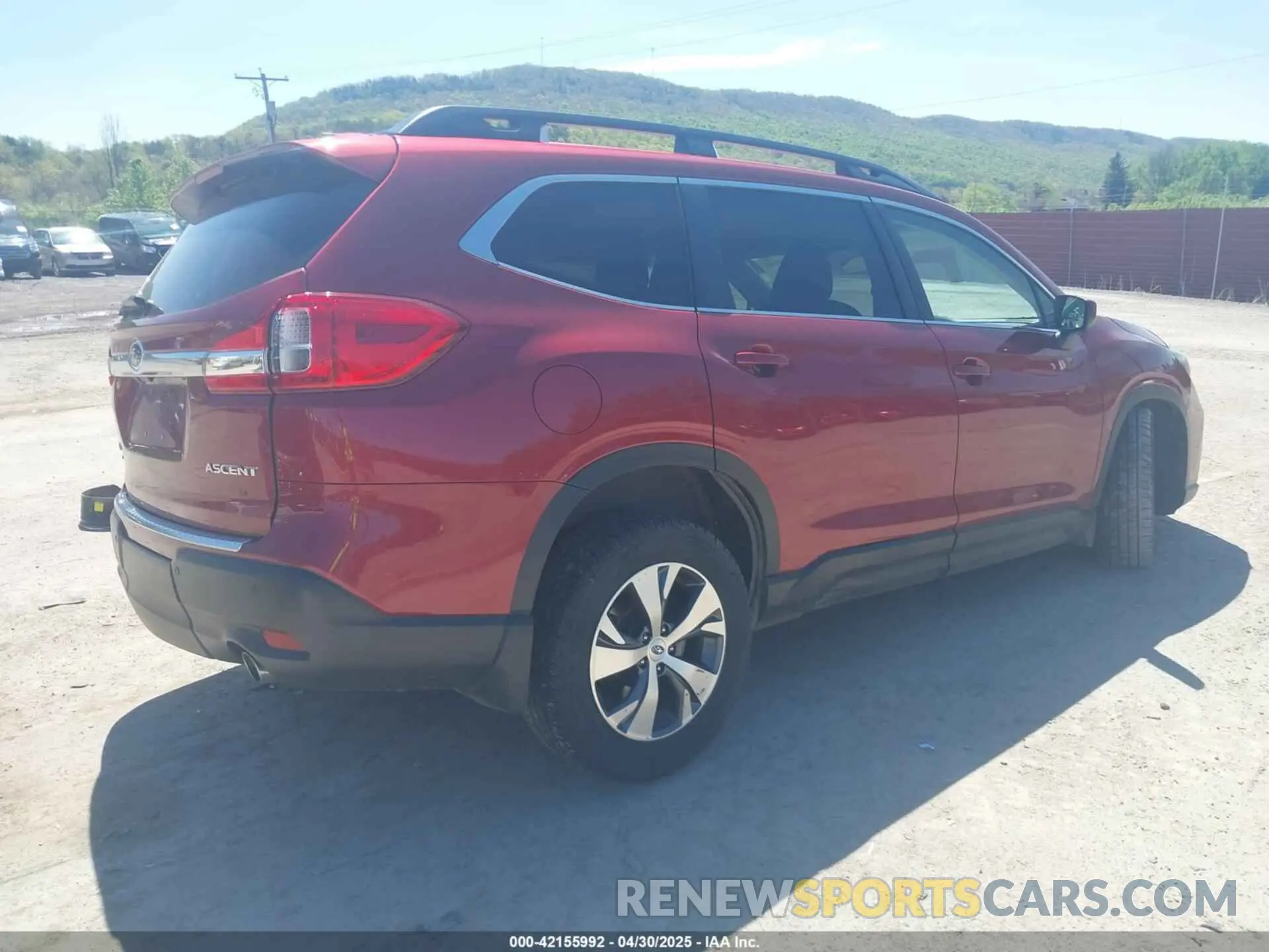 4 Photograph of a damaged car 4S4WMACD2L3438293 SUBARU ASCENT 2020