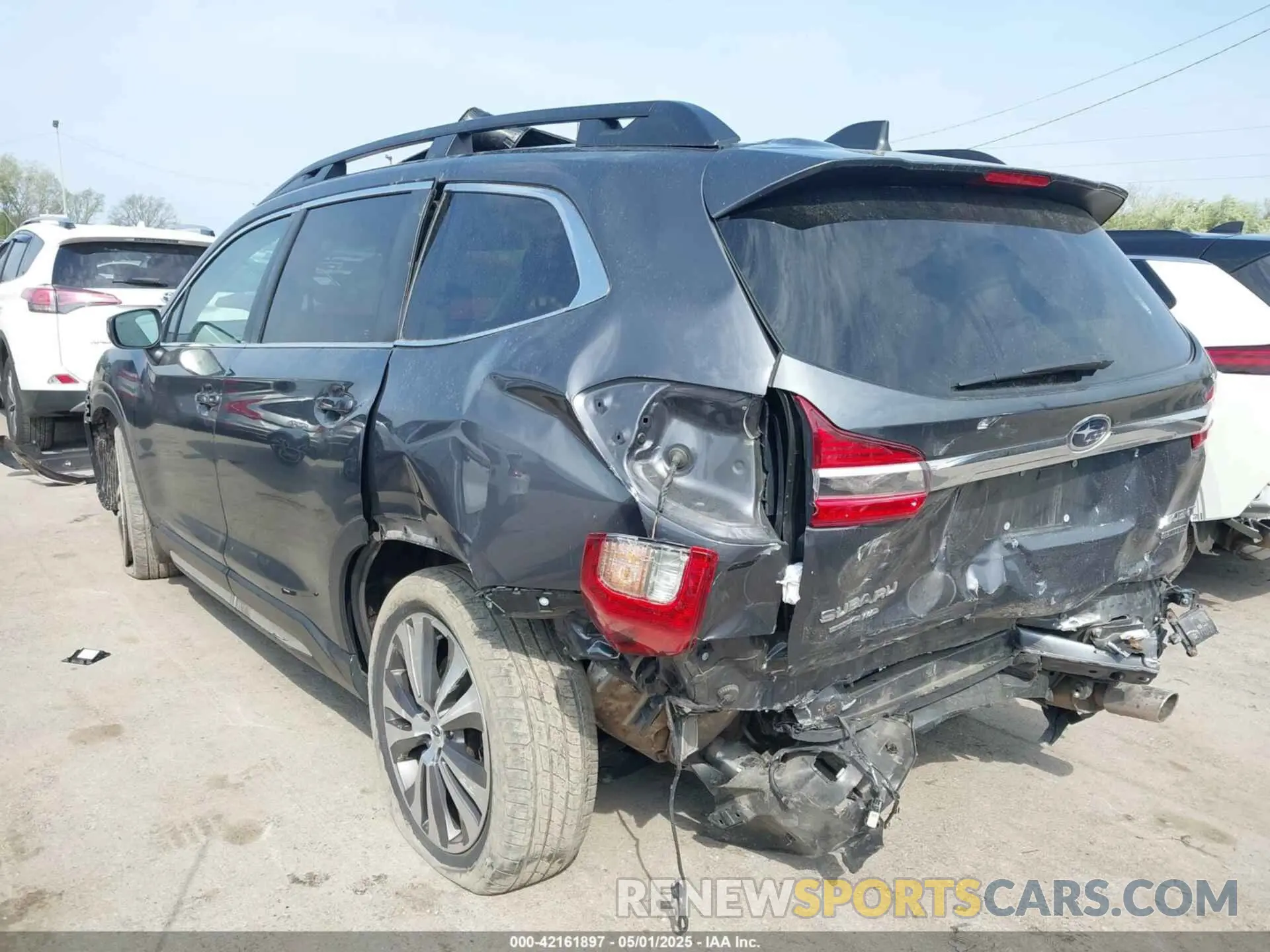 3 Photograph of a damaged car 4S4WMAPD6L3475132 SUBARU ASCENT 2020