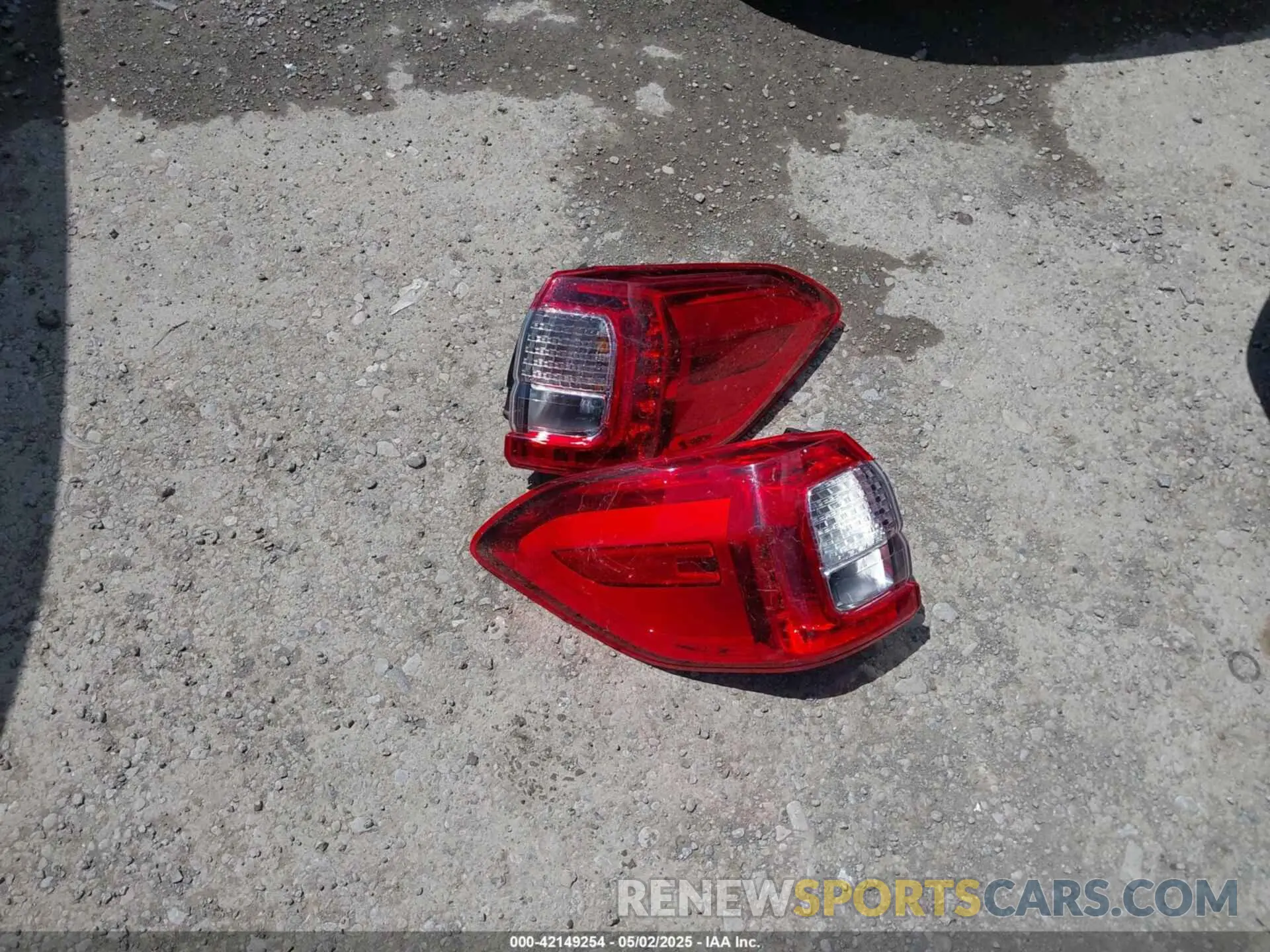 12 Photograph of a damaged car 4S4WMACDXM3467526 SUBARU ASCENT 2021