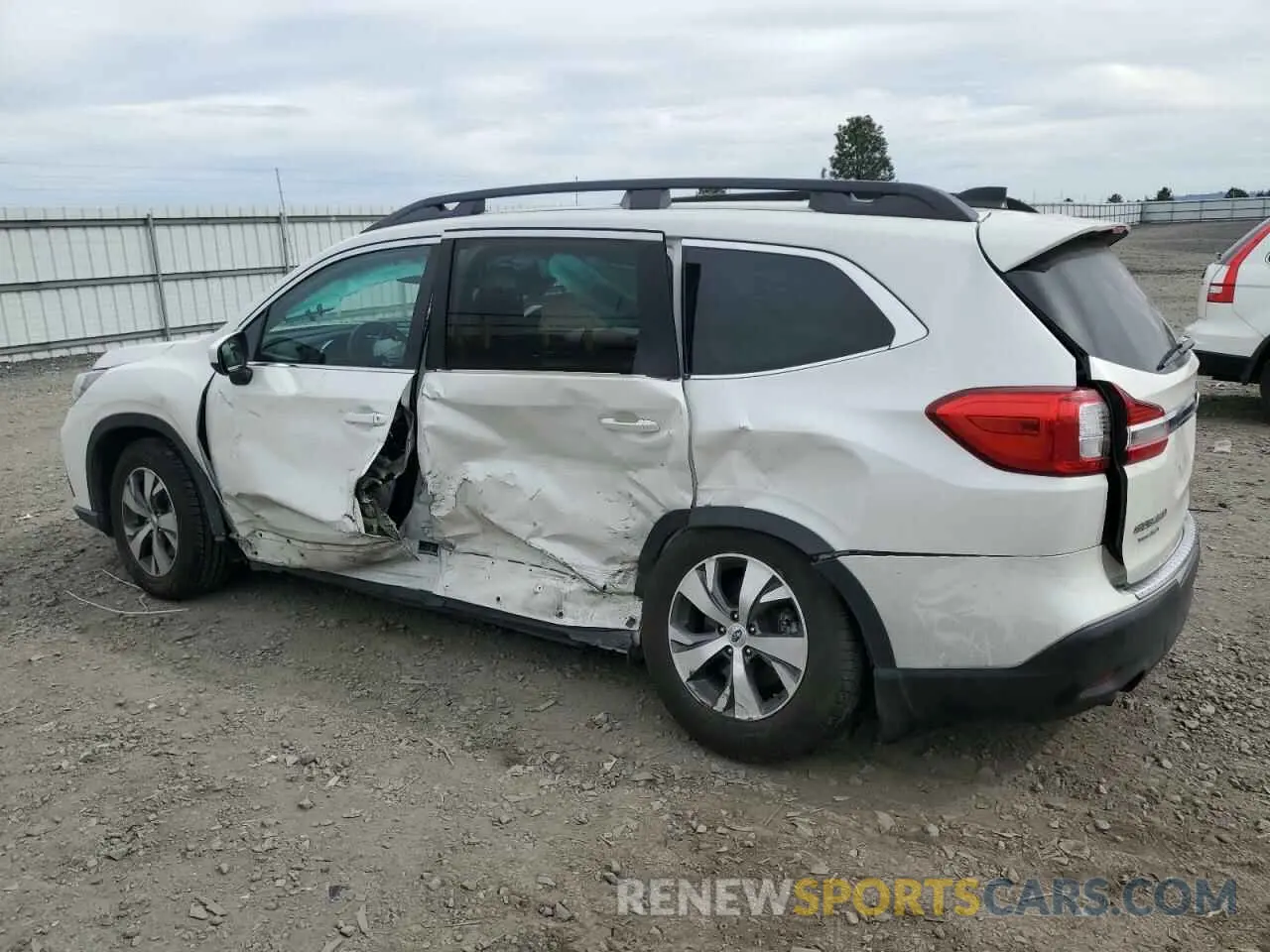 2 Photograph of a damaged car 4S4WMAFD5M3420738 SUBARU ASCENT 2021