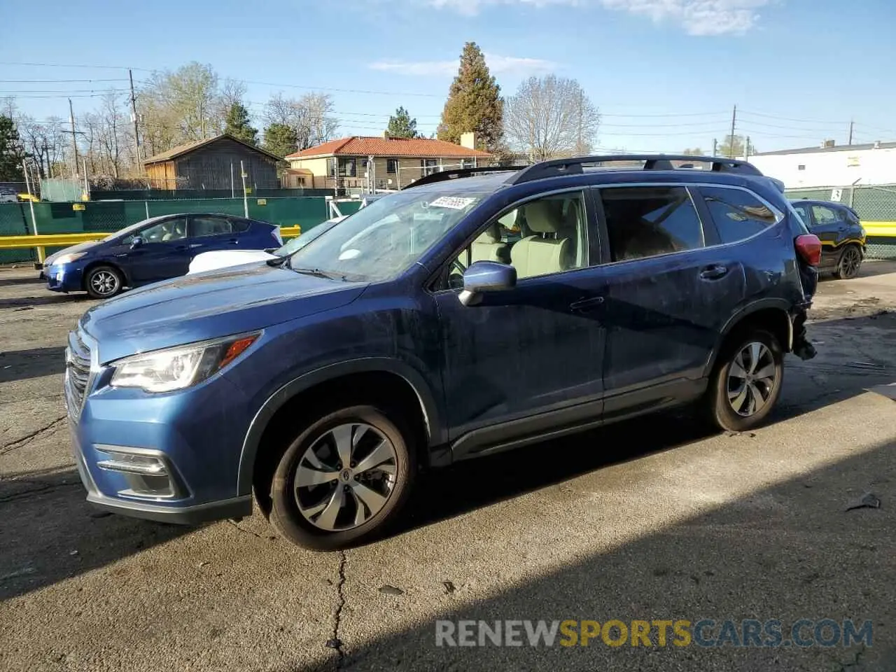 1 Photograph of a damaged car 4S4WMAFD6M3469253 SUBARU ASCENT 2021
