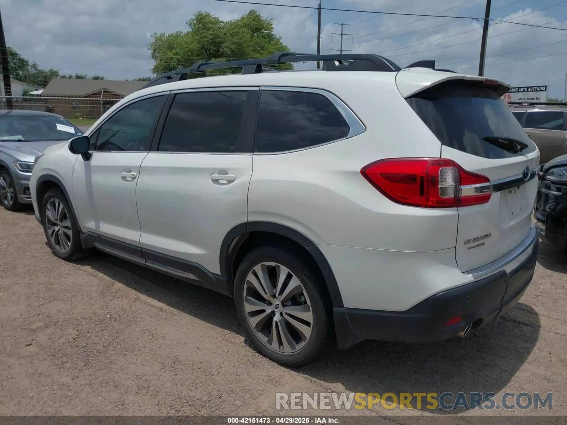3 Photograph of a damaged car 4S4WMAJD4M3456637 SUBARU ASCENT 2021