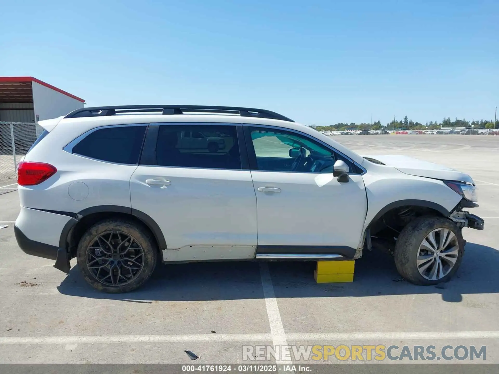 14 Photograph of a damaged car 4S4WMAJD7M3406718 SUBARU ASCENT 2021