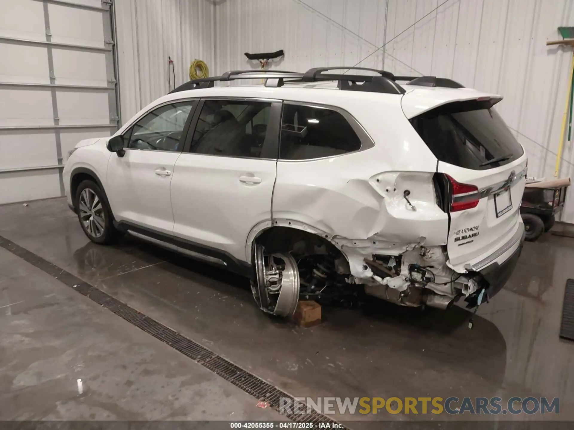 3 Photograph of a damaged car 4S4WMAPD1M3460975 SUBARU ASCENT 2021