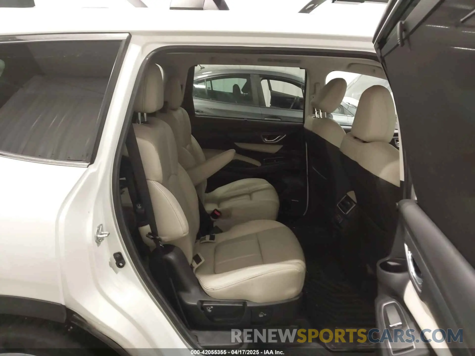 8 Photograph of a damaged car 4S4WMAPD1M3460975 SUBARU ASCENT 2021