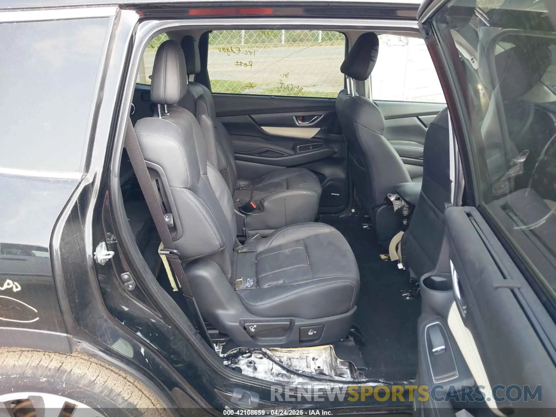 8 Photograph of a damaged car 4S4WMAPD2M3462248 SUBARU ASCENT 2021