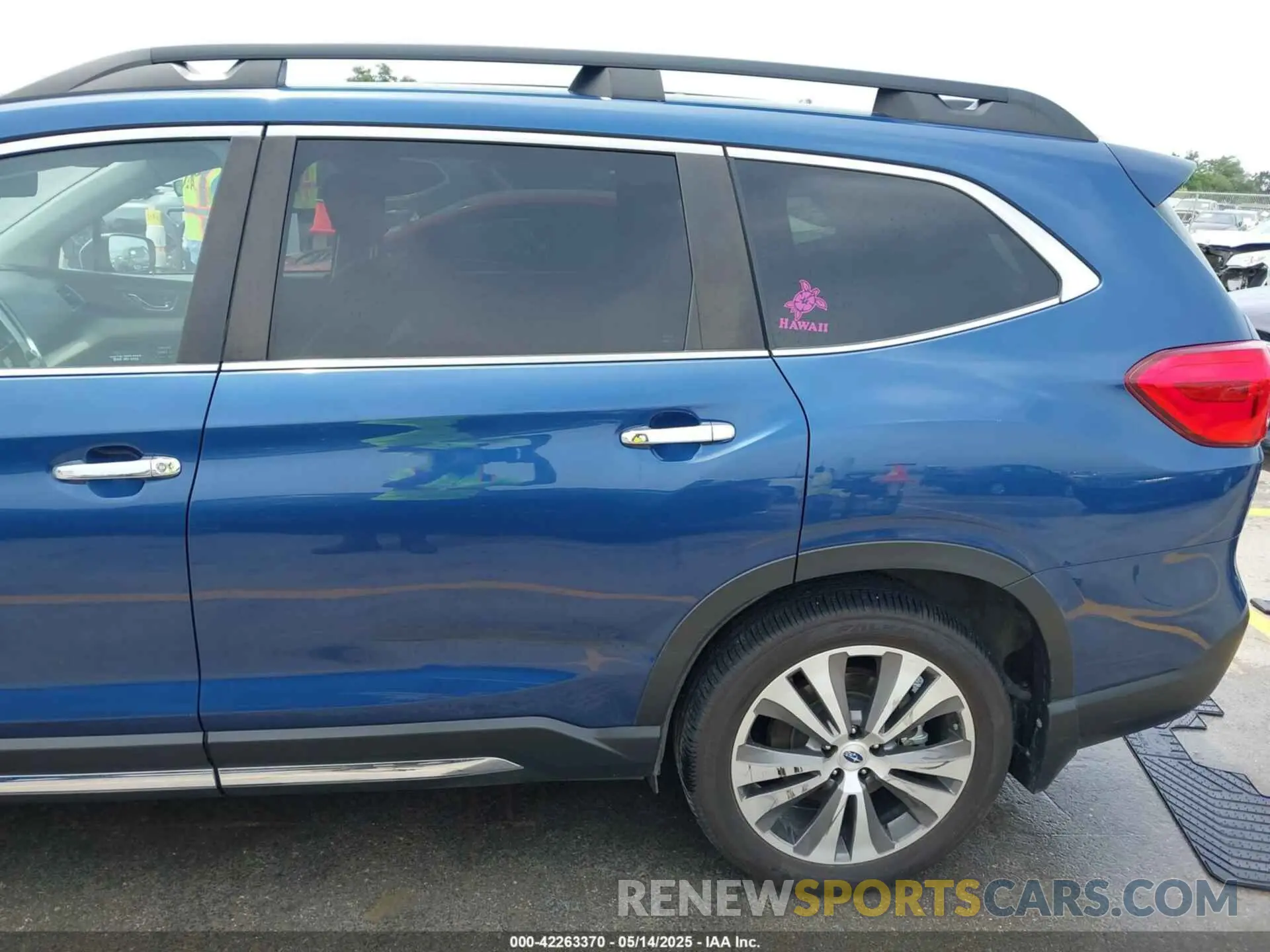18 Photograph of a damaged car 4S4WMARD9M3473972 SUBARU ASCENT 2021