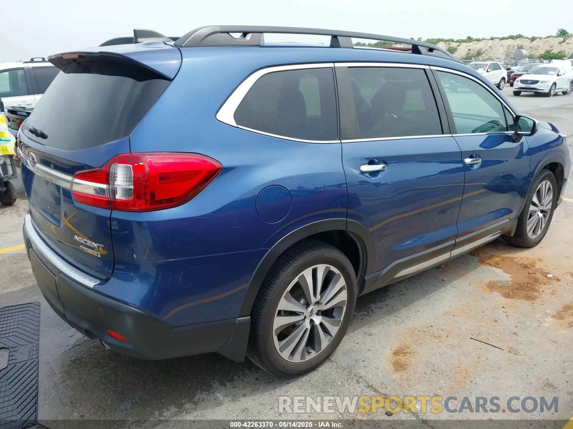 4 Photograph of a damaged car 4S4WMARD9M3473972 SUBARU ASCENT 2021