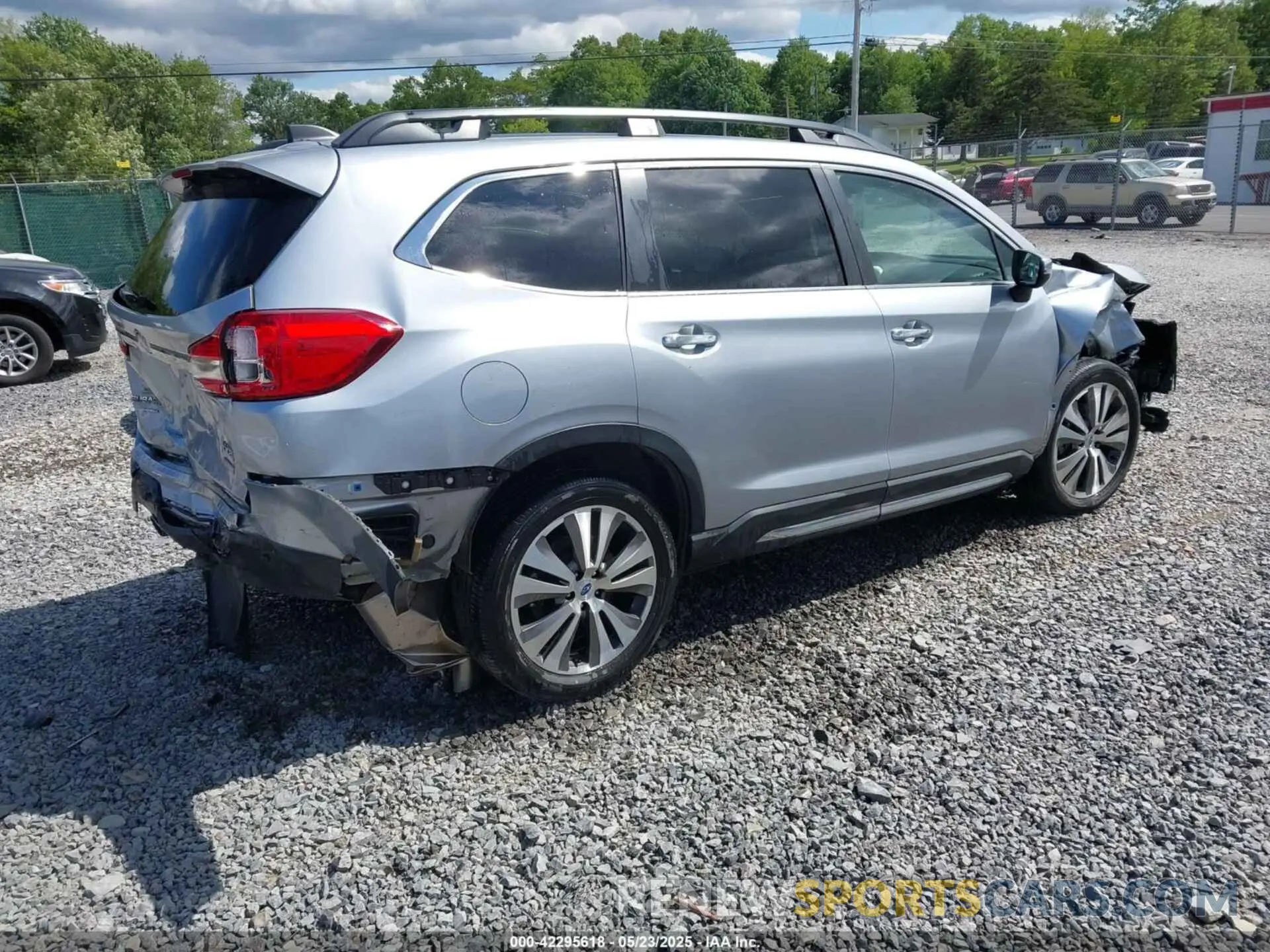 4 Photograph of a damaged car 4S4WMARDXM3430371 SUBARU ASCENT 2021