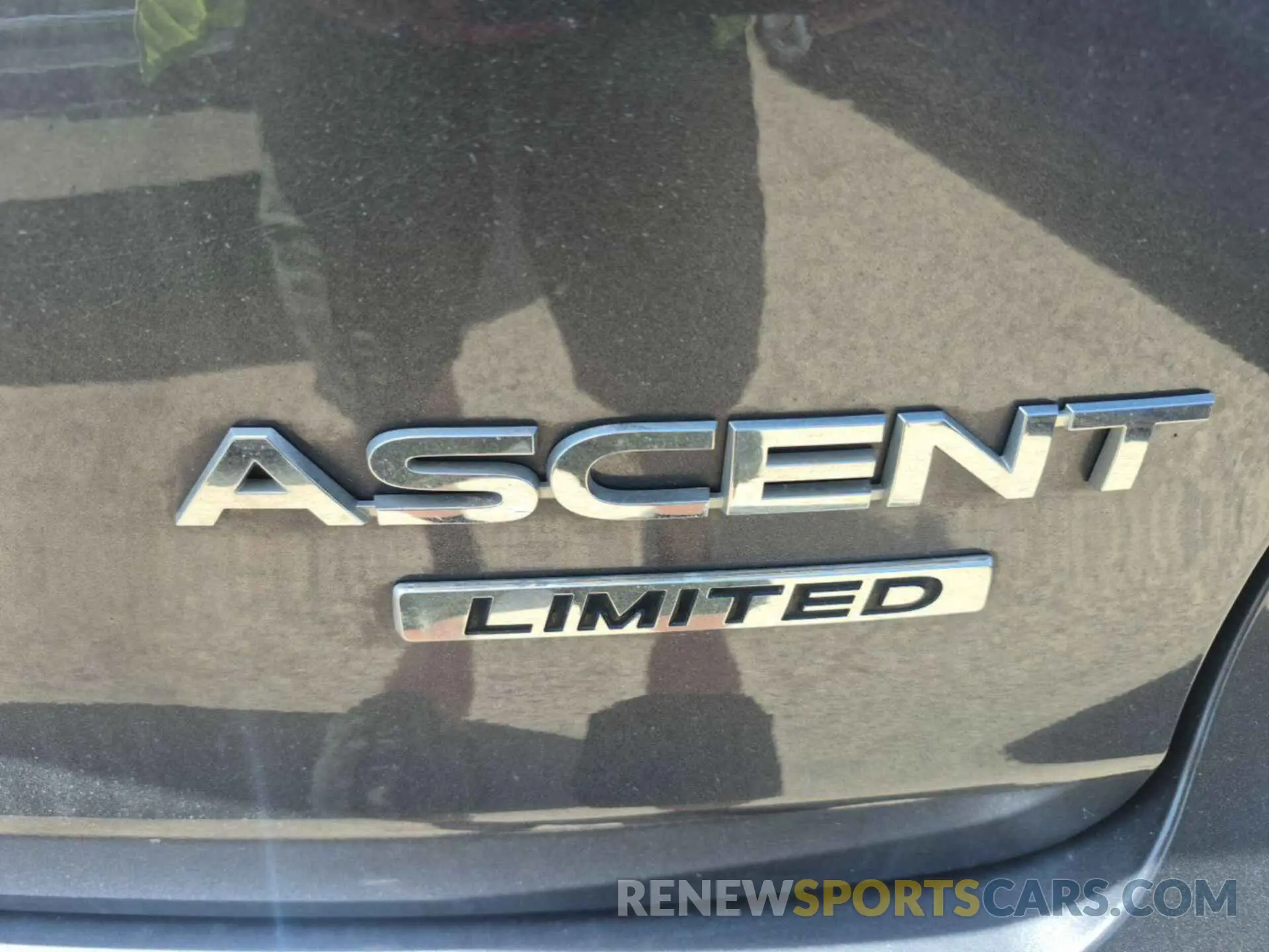 9 Photograph of a damaged car 4S4WMAKD1N3464498 SUBARU ASCENT 2022