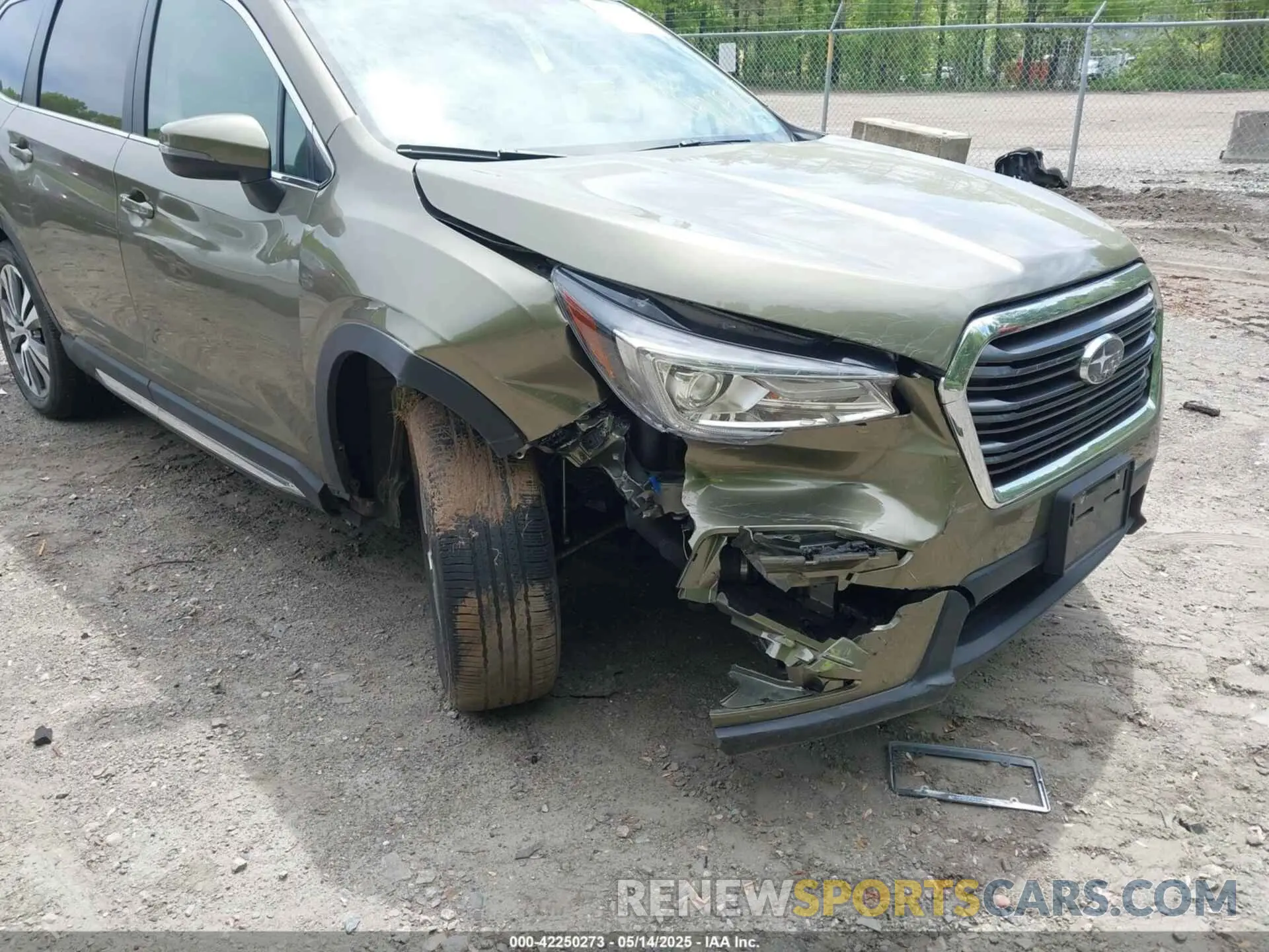 17 Photograph of a damaged car 4S4WMAPD2N3455074 SUBARU ASCENT 2022
