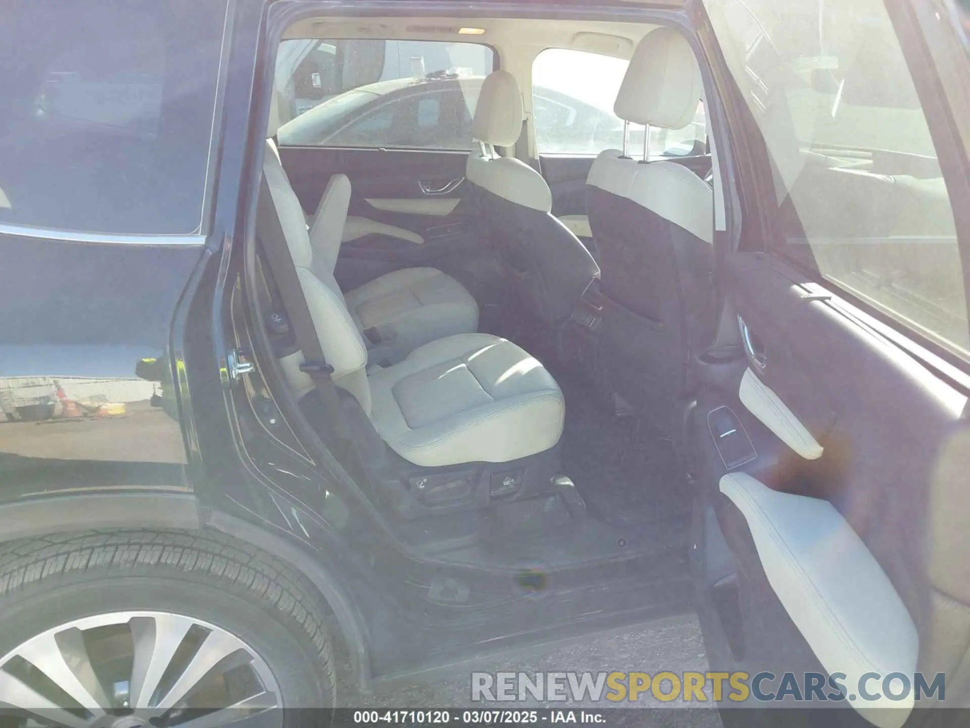8 Photograph of a damaged car 4S4WMAPD8N3439963 SUBARU ASCENT 2022
