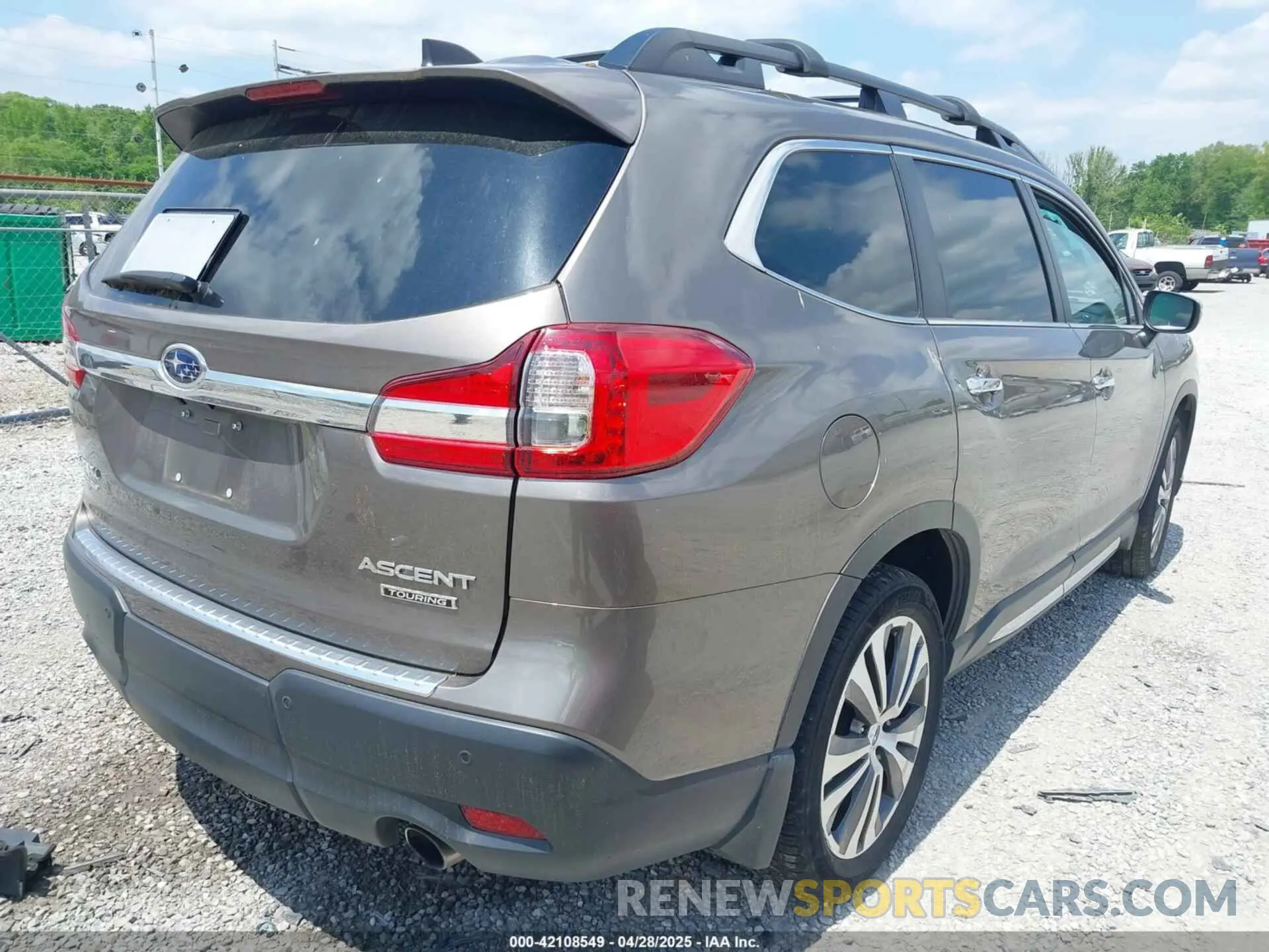 4 Photograph of a damaged car 4S4WMARD1N3409507 SUBARU ASCENT 2022