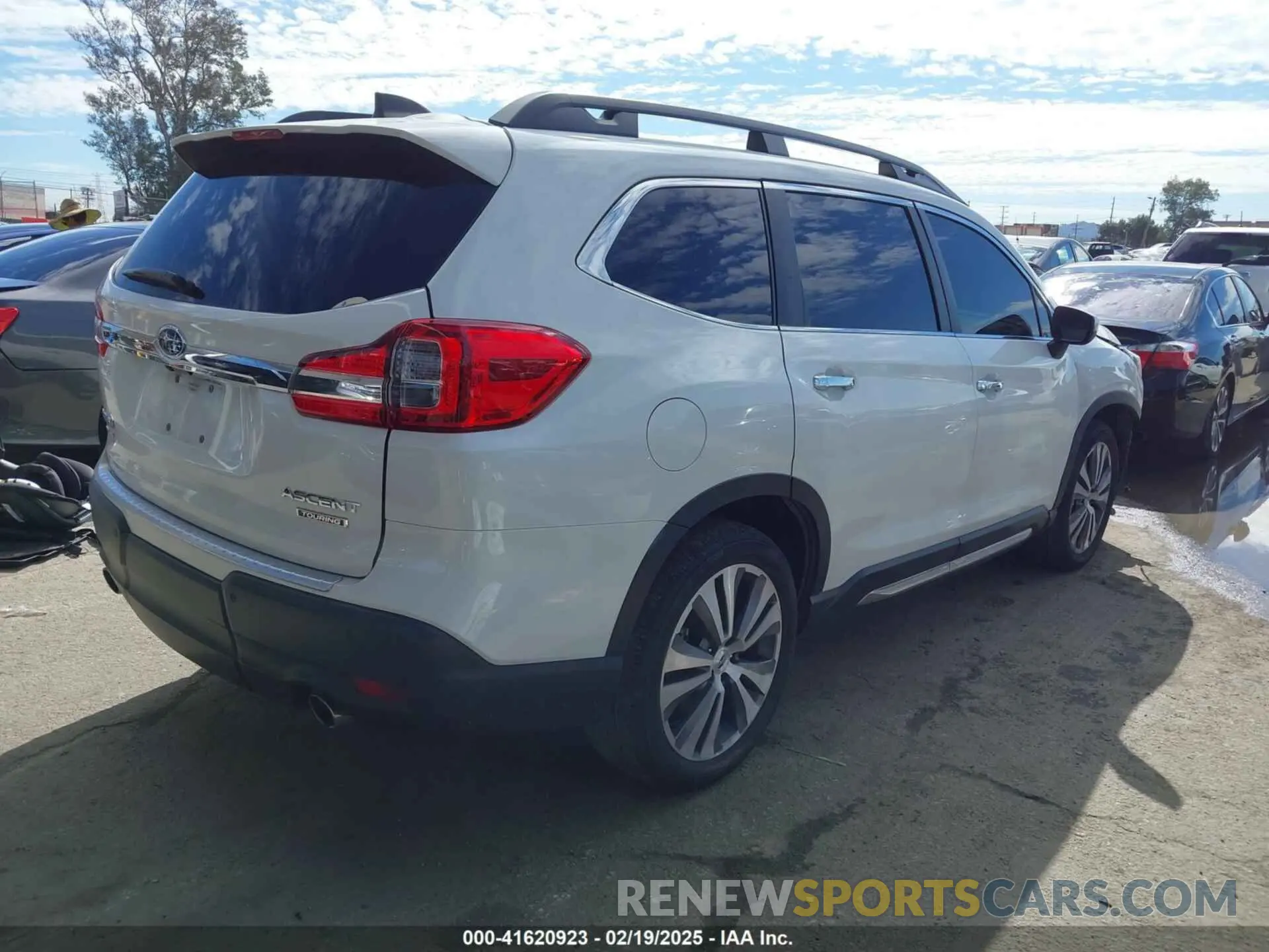 4 Photograph of a damaged car 4S4WMARD2N3457954 SUBARU ASCENT 2022