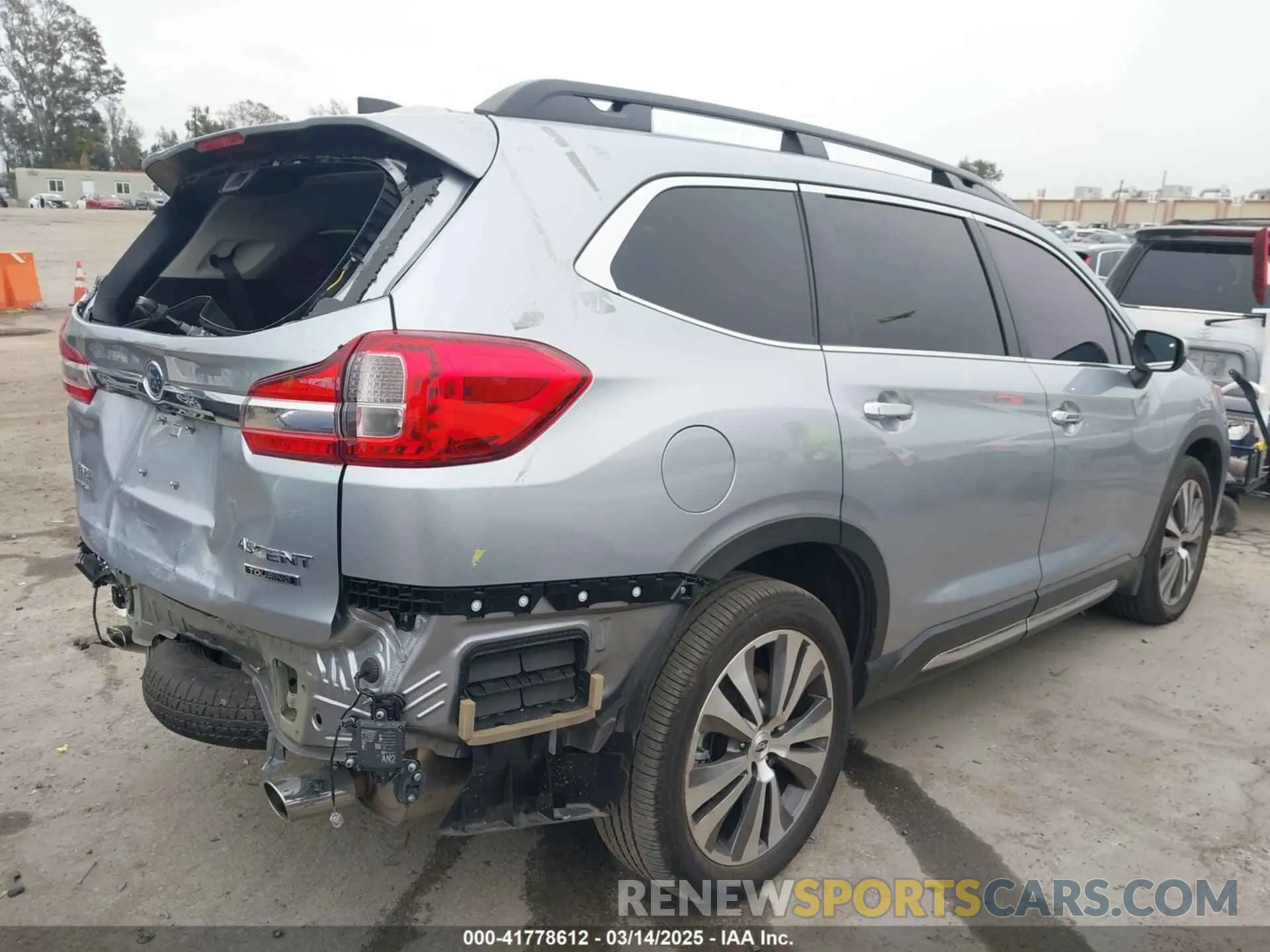 4 Photograph of a damaged car 4S4WMARD3N3435364 SUBARU ASCENT 2022