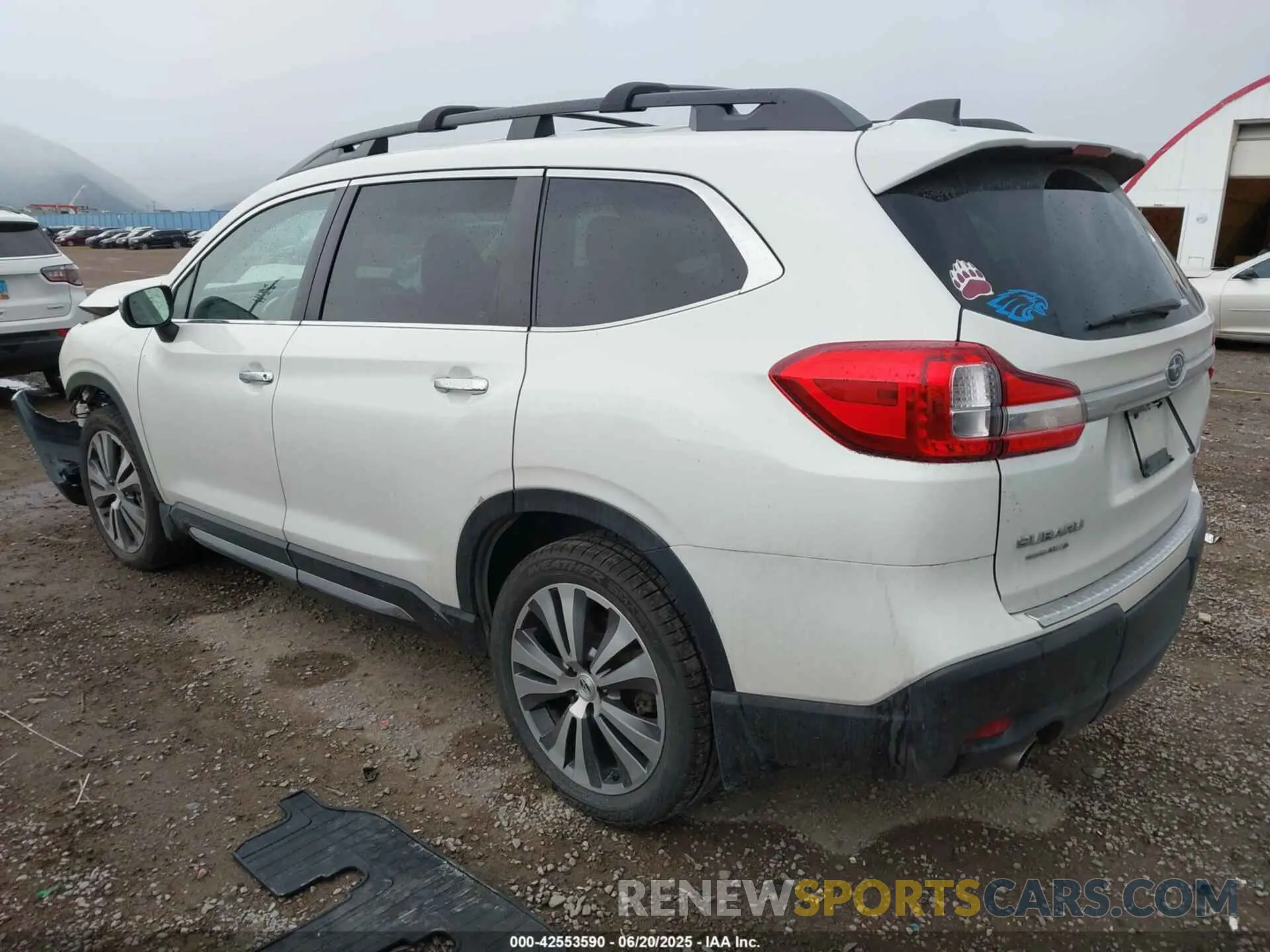 3 Photograph of a damaged car 4S4WMARD7N3423136 SUBARU ASCENT 2022
