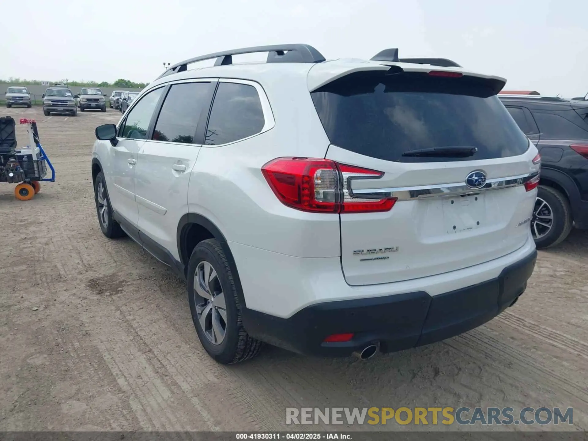 3 Фотография поврежденного автомобиля 4S4WMACD0P3463182 SUBARU ASCENT 2023