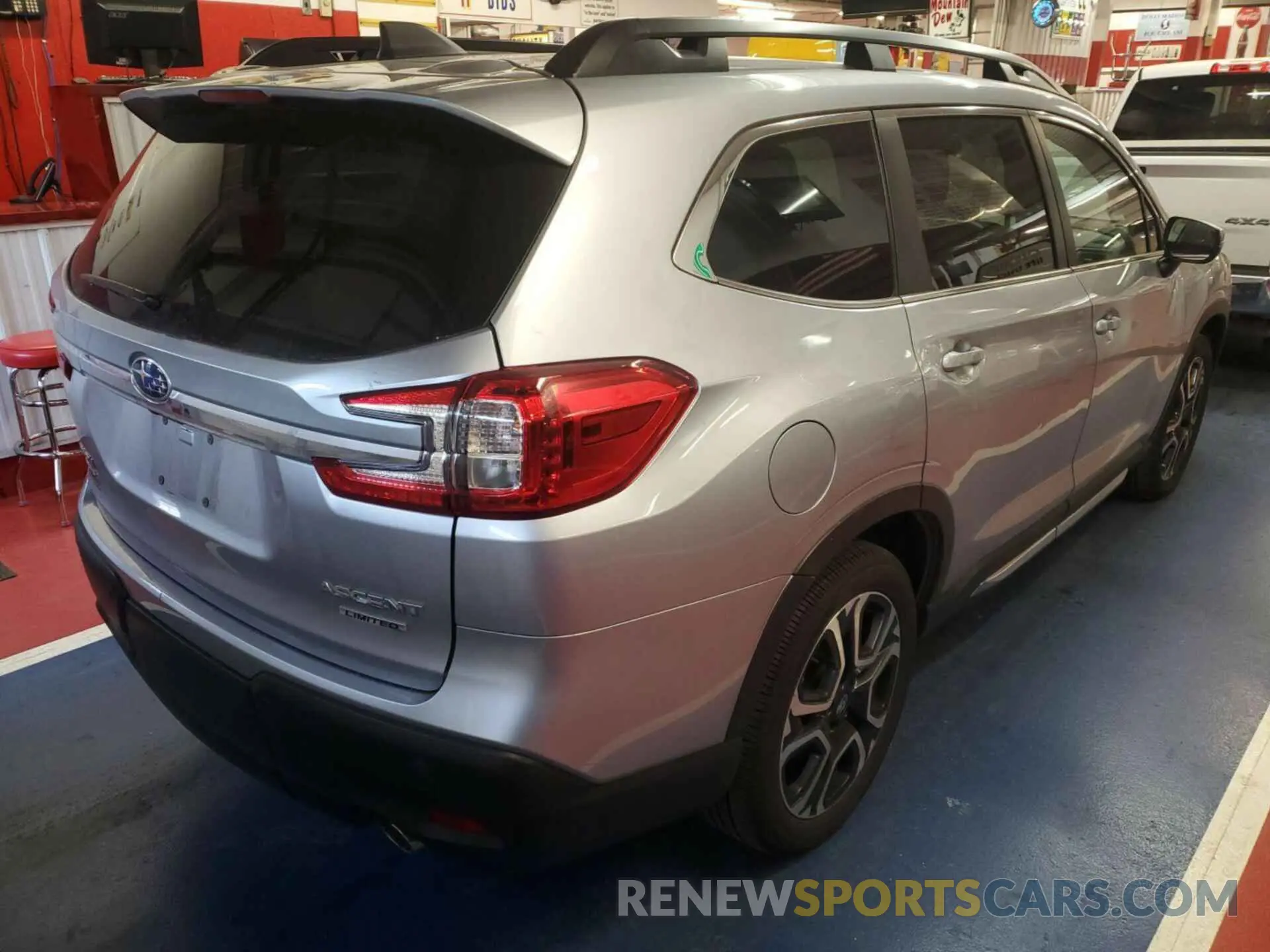 15 Photograph of a damaged car 4S4WMASD6P3449398 SUBARU ASCENT 2023
