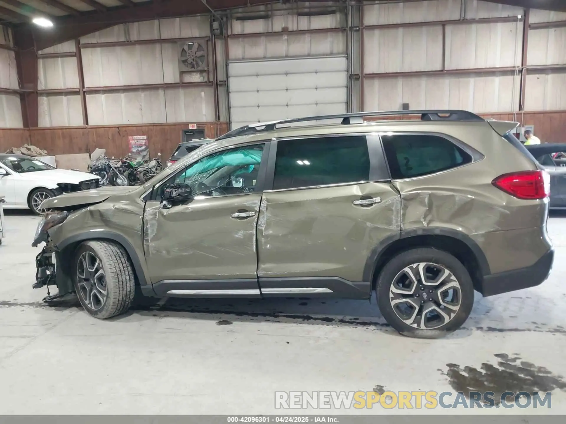 14 Photograph of a damaged car 4S4WMAWD7P3411589 SUBARU ASCENT 2023