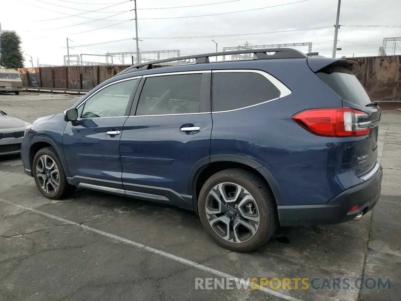 2 Photograph of a damaged car 4S4WMAWDXP3444294 SUBARU ASCENT 2023