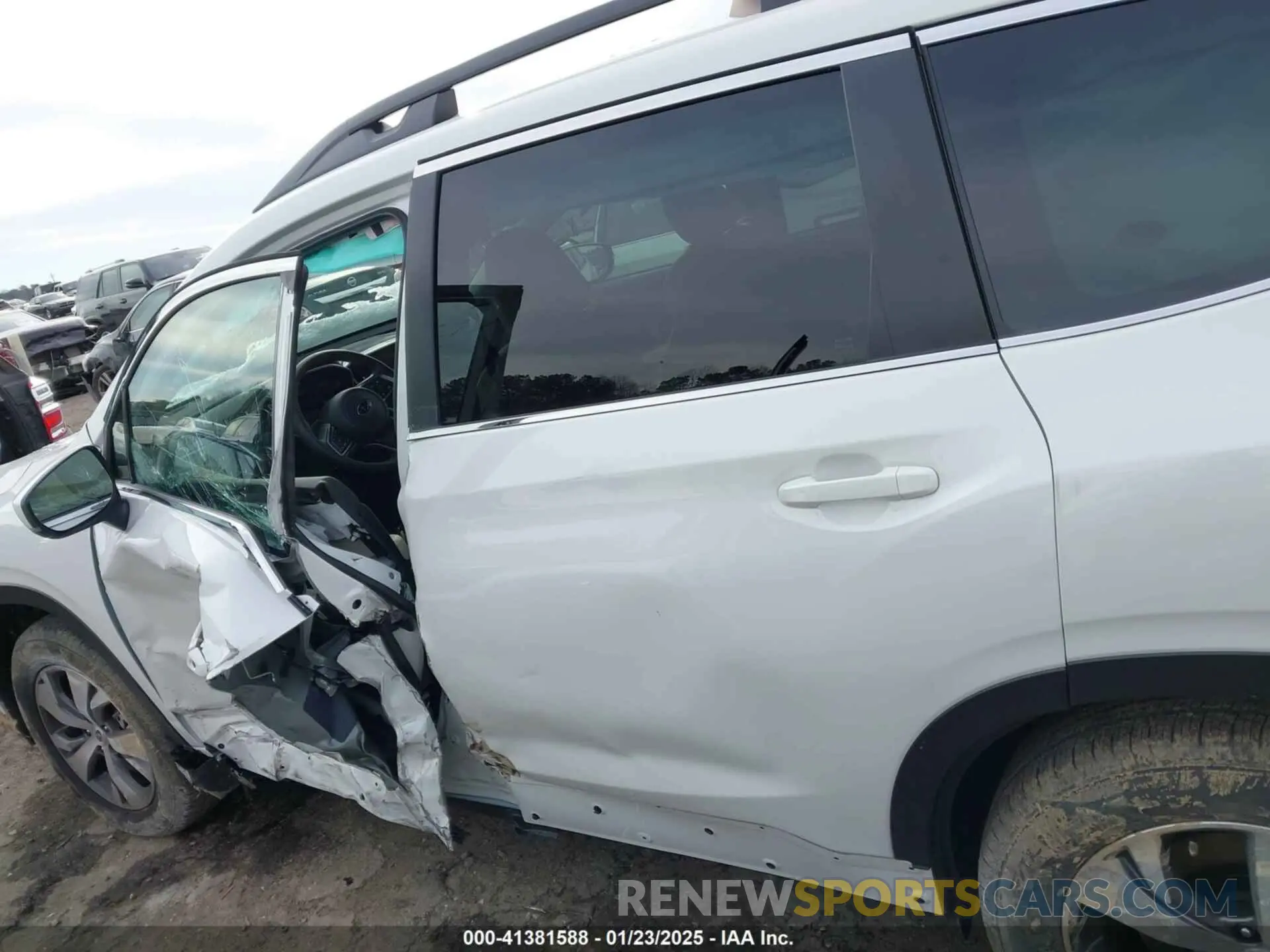 14 Photograph of a damaged car 4S4WMAED0R3457088 SUBARU ASCENT 2024