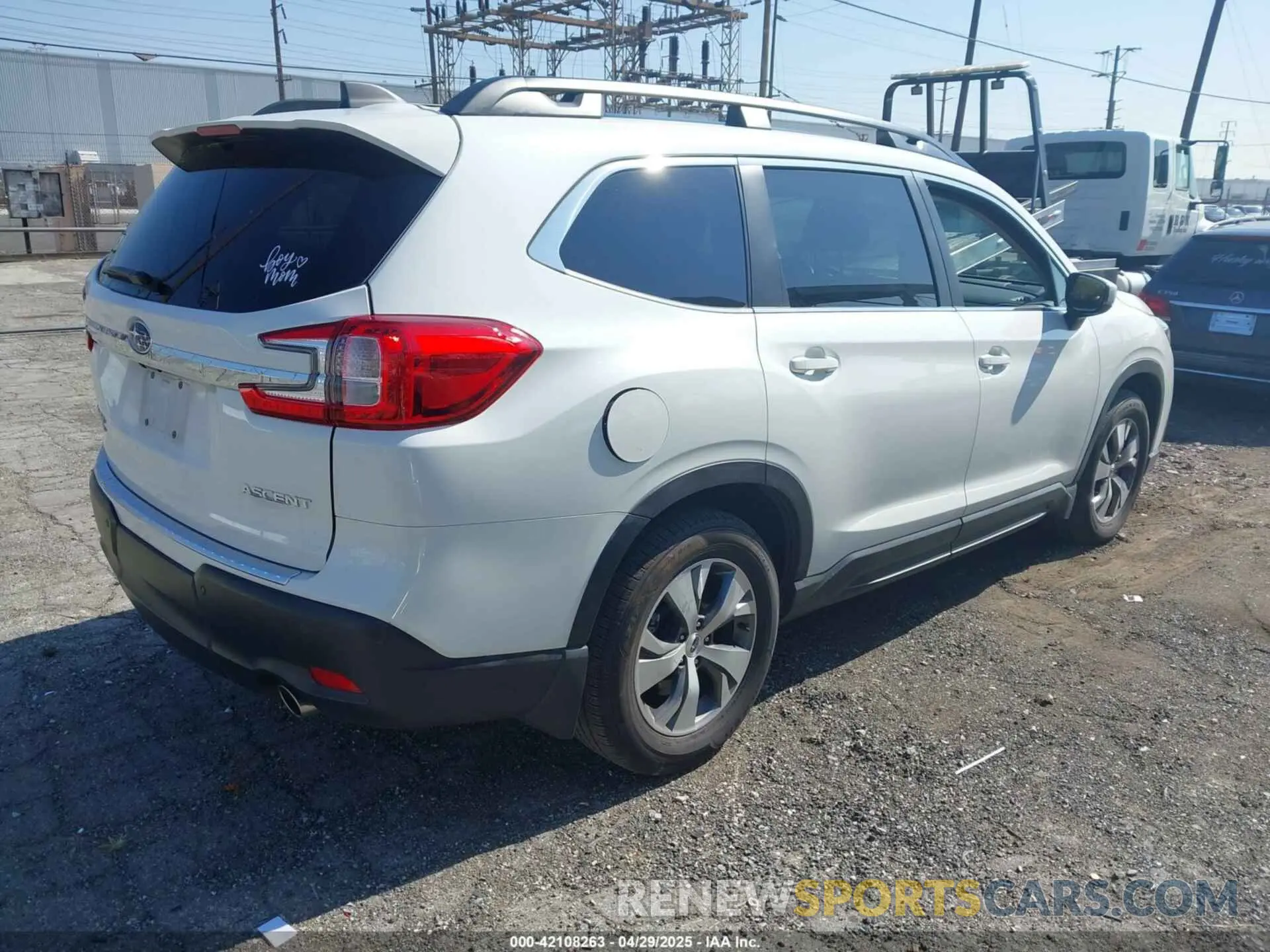 4 Photograph of a damaged car 4S4WMAED3R3420312 SUBARU ASCENT 2024