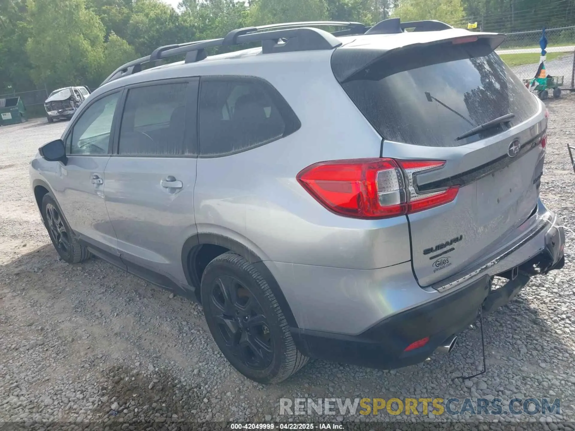3 Photograph of a damaged car 4S4WMAHD2R3405098 SUBARU ASCENT 2024