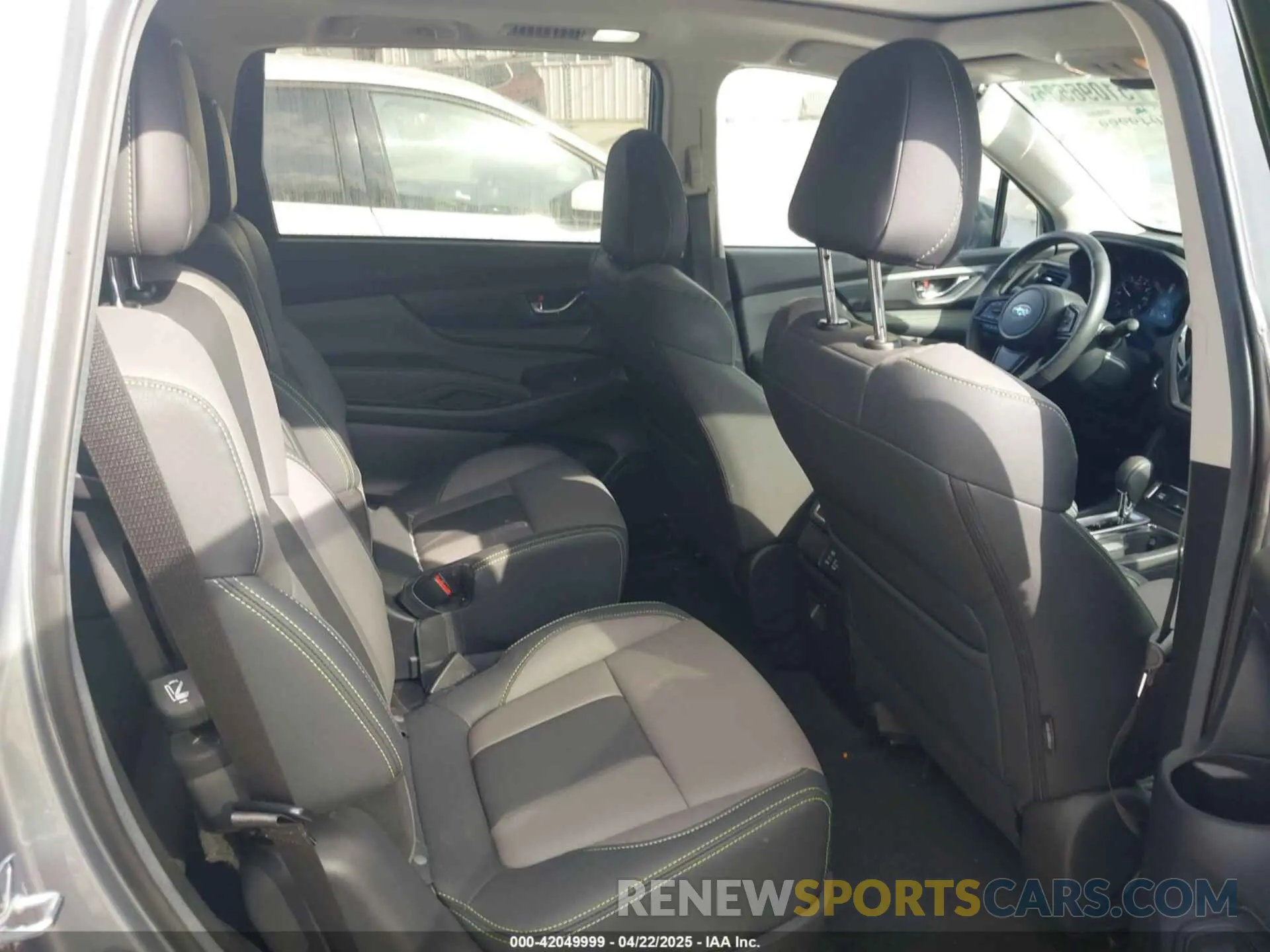 8 Photograph of a damaged car 4S4WMAHD2R3405098 SUBARU ASCENT 2024